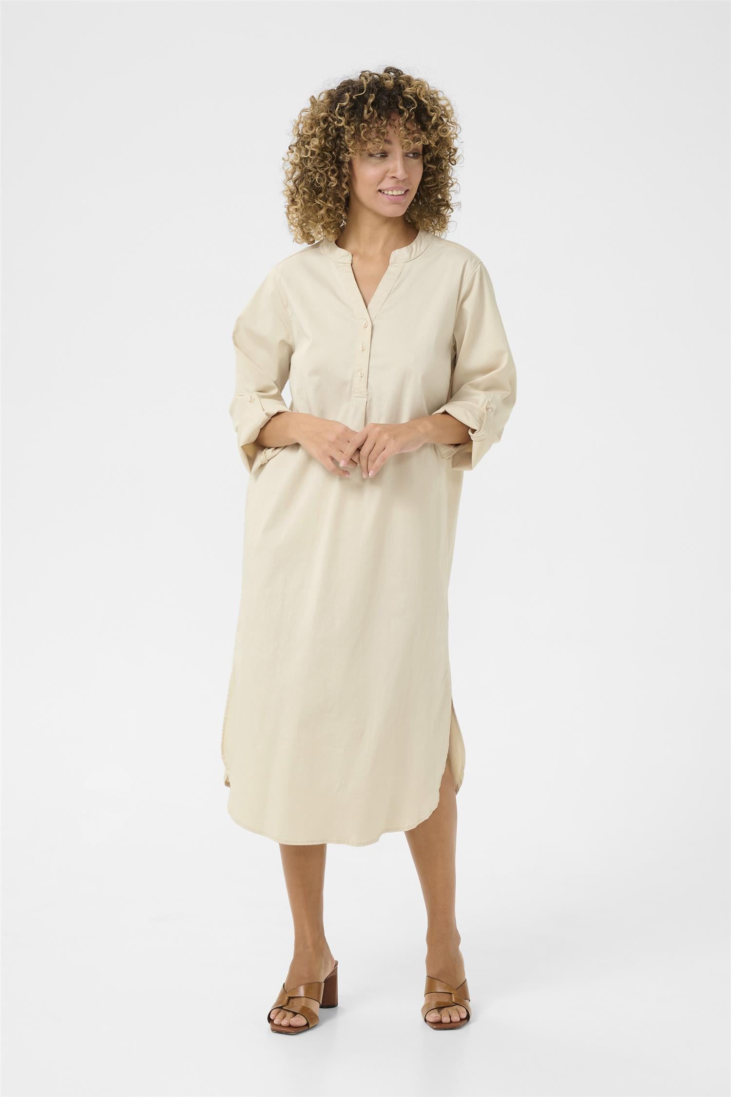 CRLorraine Dress Perfectly Pale