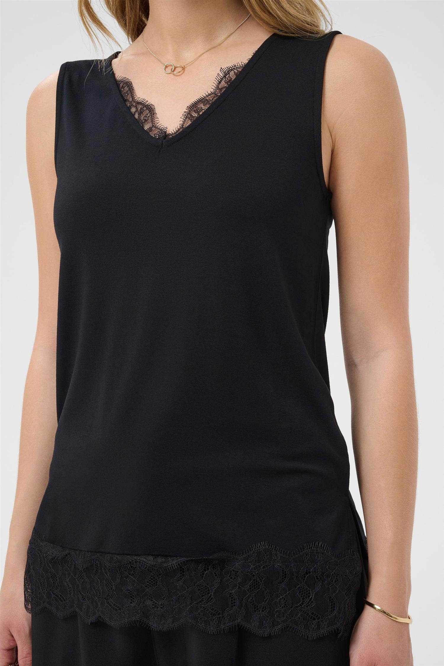 Cralvaia Jersey Lace Top Sort
