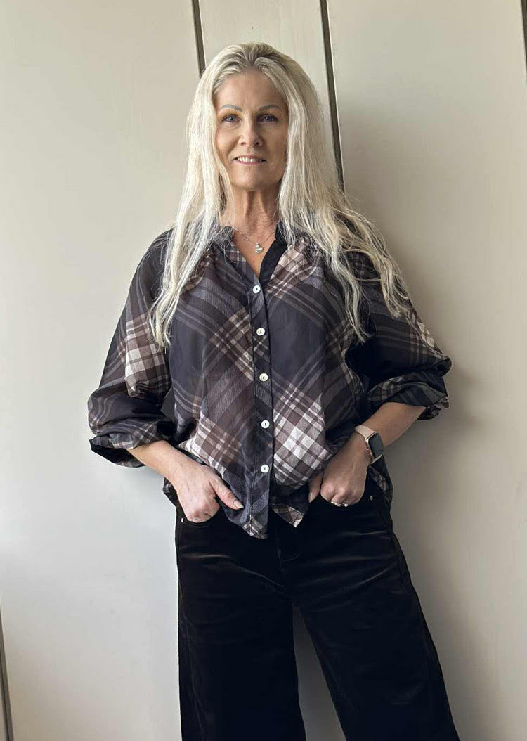 VILJA BLUSE Svart