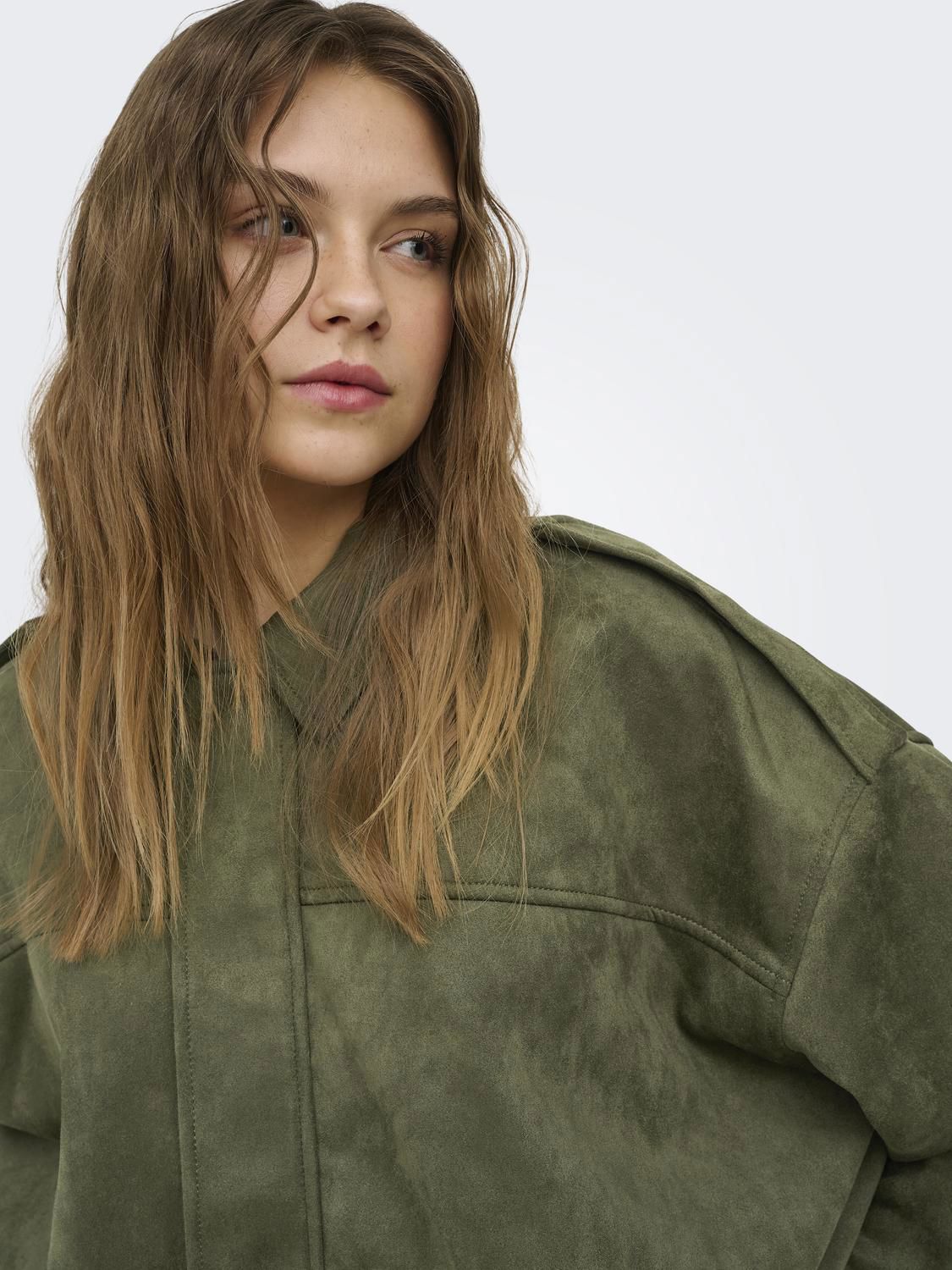 Onlmoon-Stina Faux Suede Bomber Pnt Noos Grønn