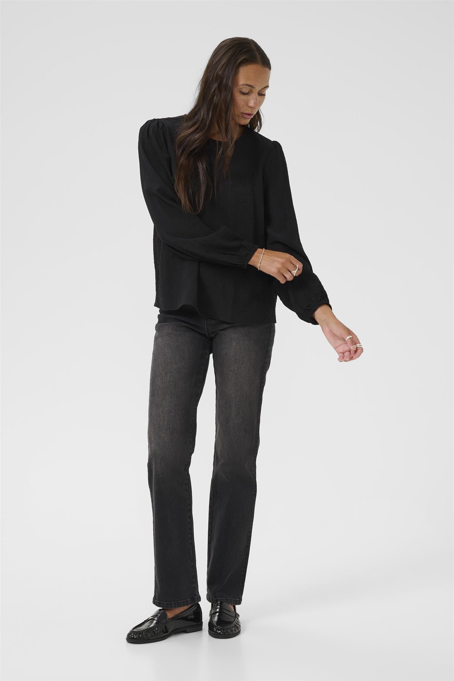 Kavivy Blouse Black Deep