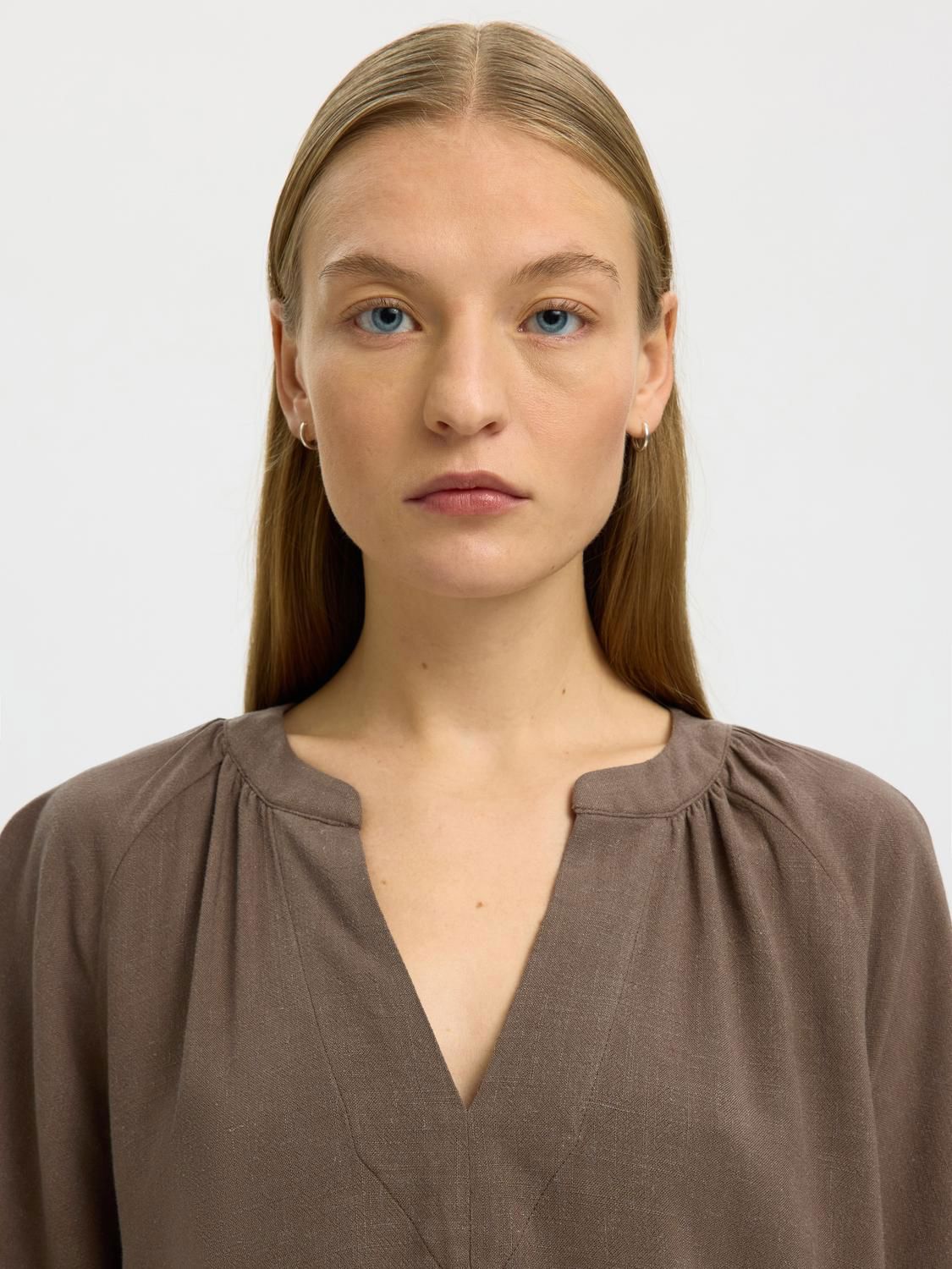 Slwviva 2/4 V-Neck Linen Blend Top Noos Beige