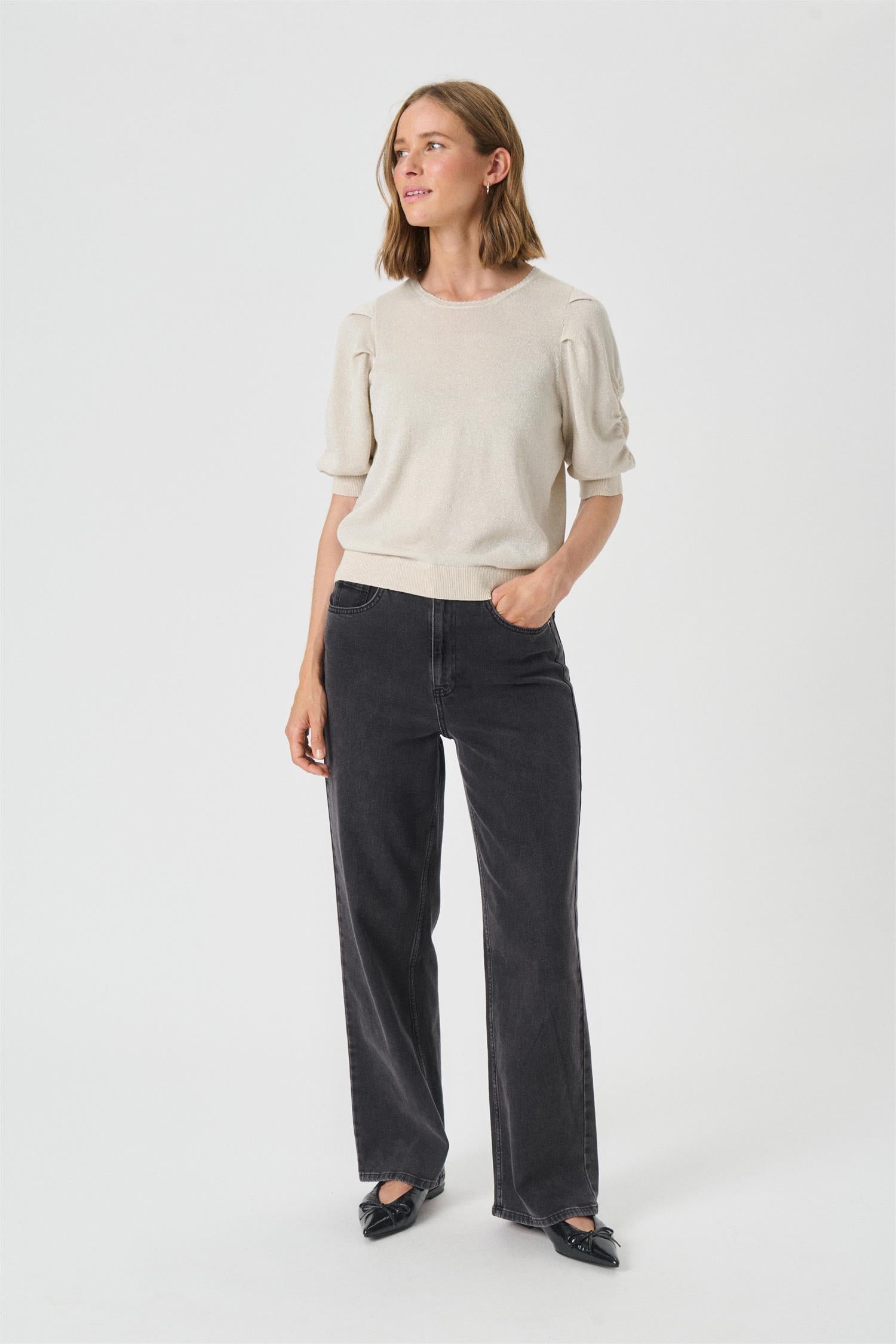 Varaiapw Pu Offwhite