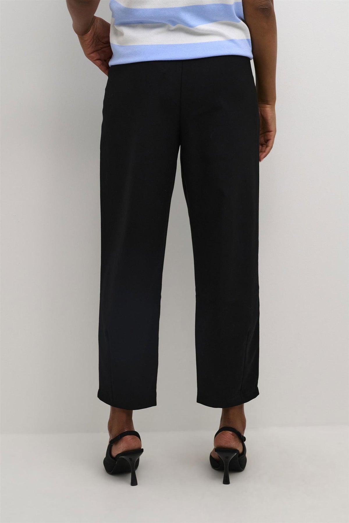 Kamerle Pants Cropped Sort