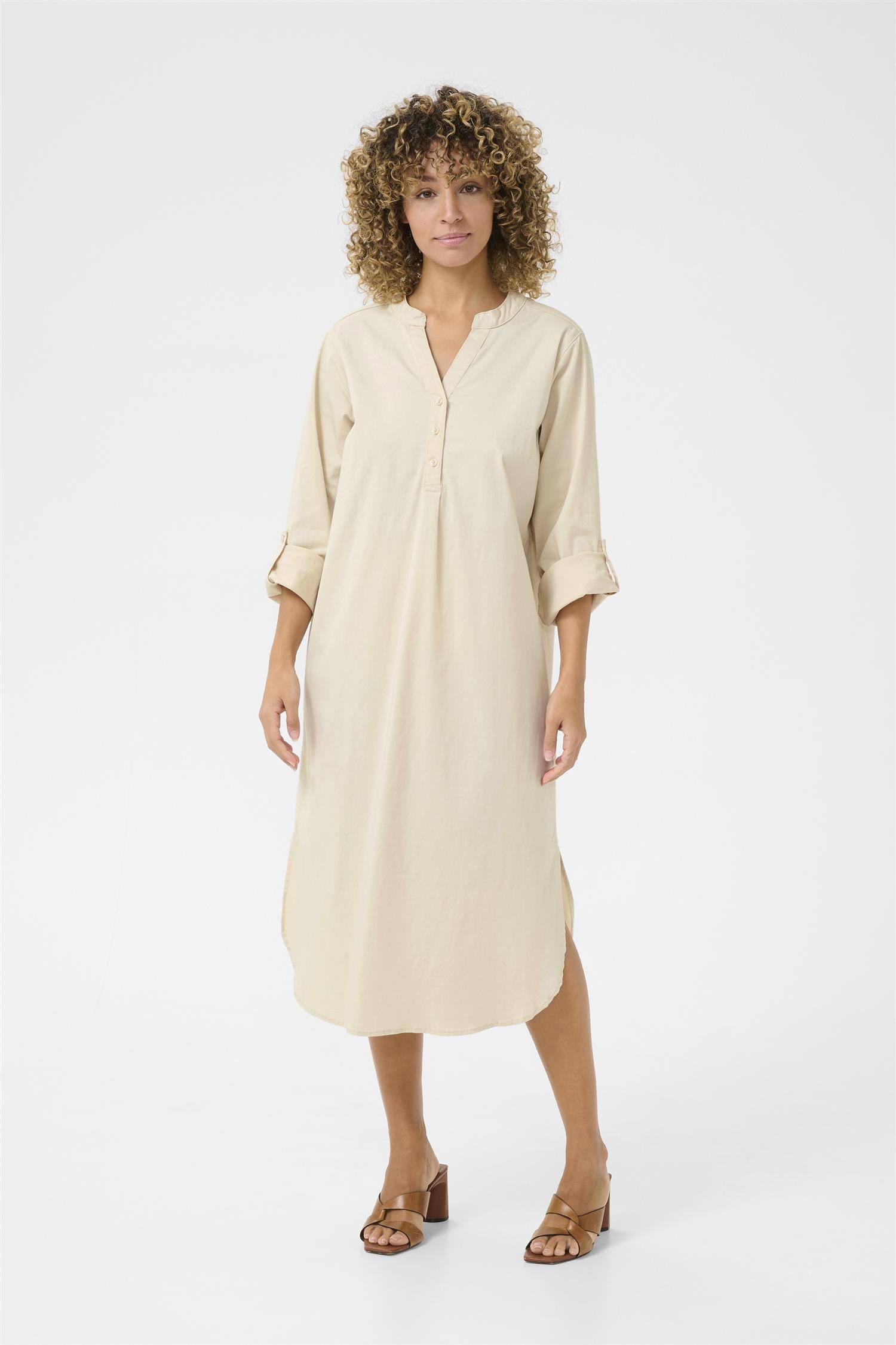 CRLorraine Dress Perfectly Pale