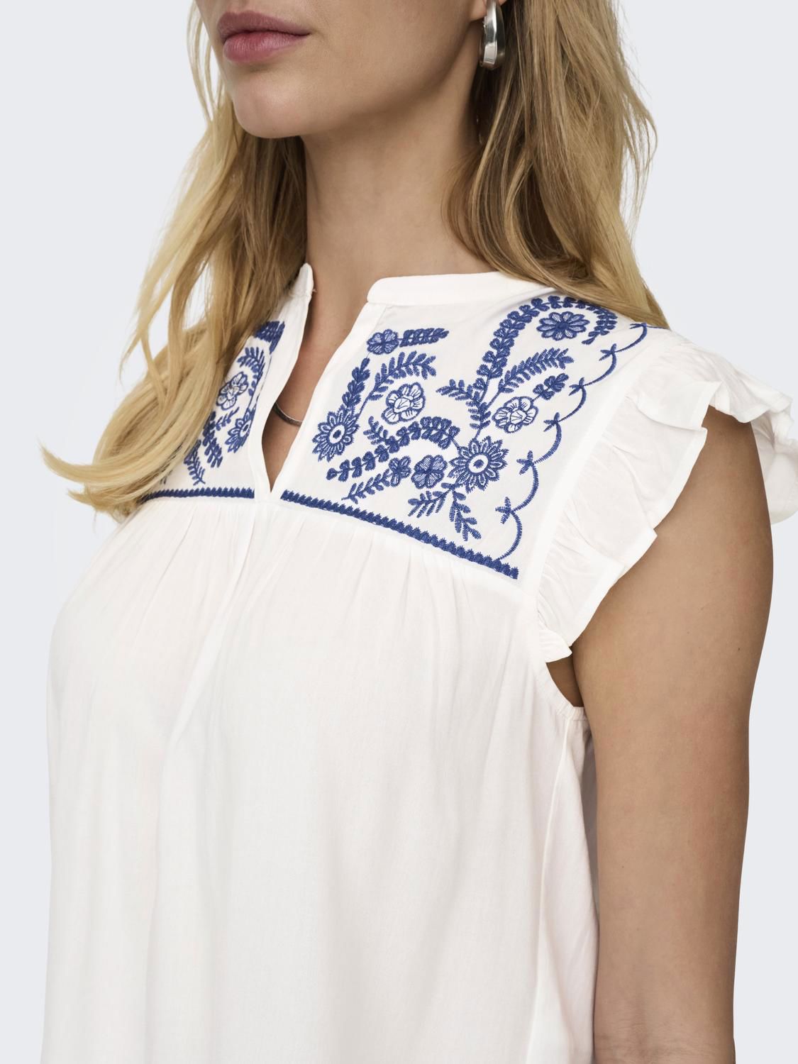 Onlvestine S/s Top Wvn Noos Hvit