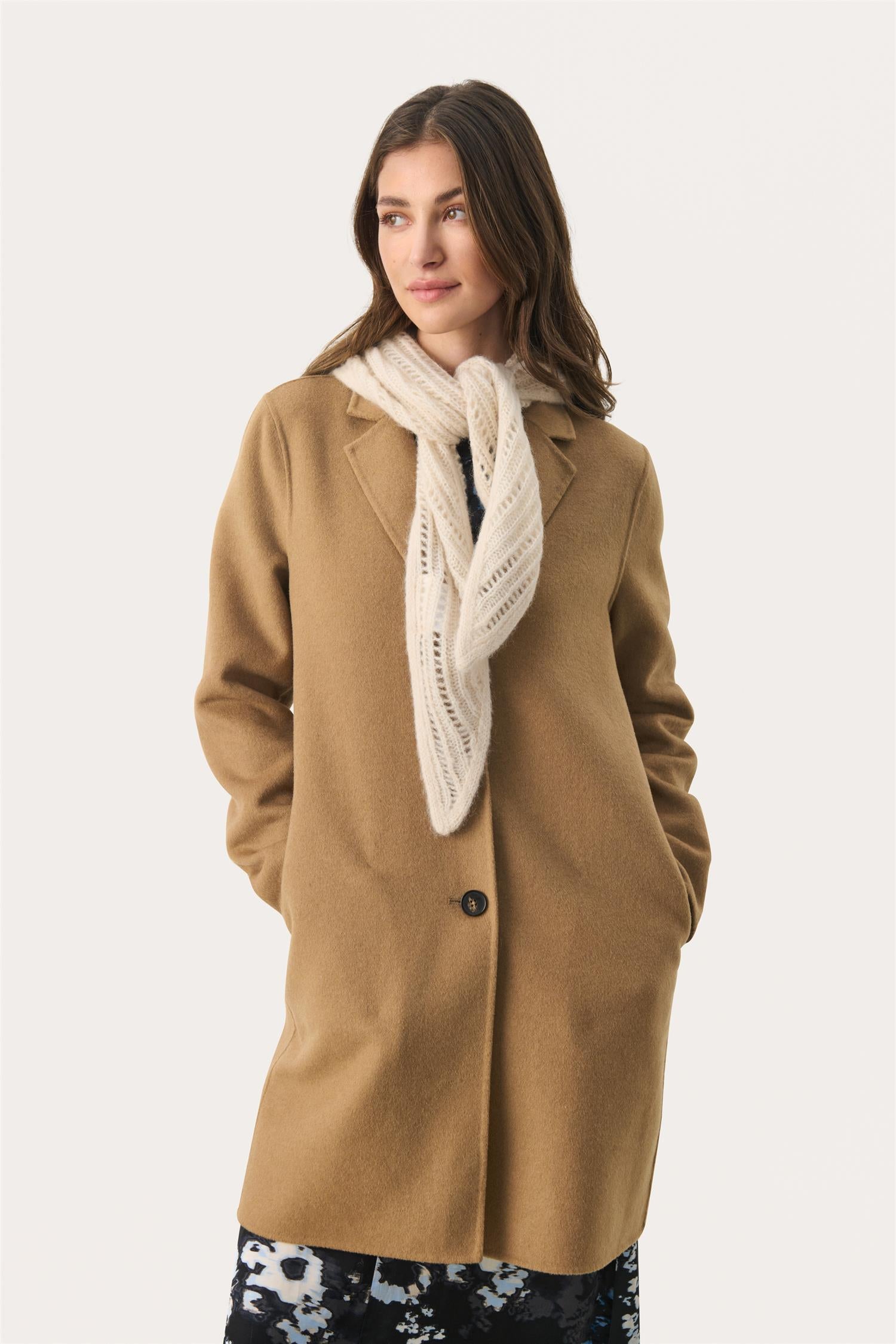 LilianaPW SC Beige
