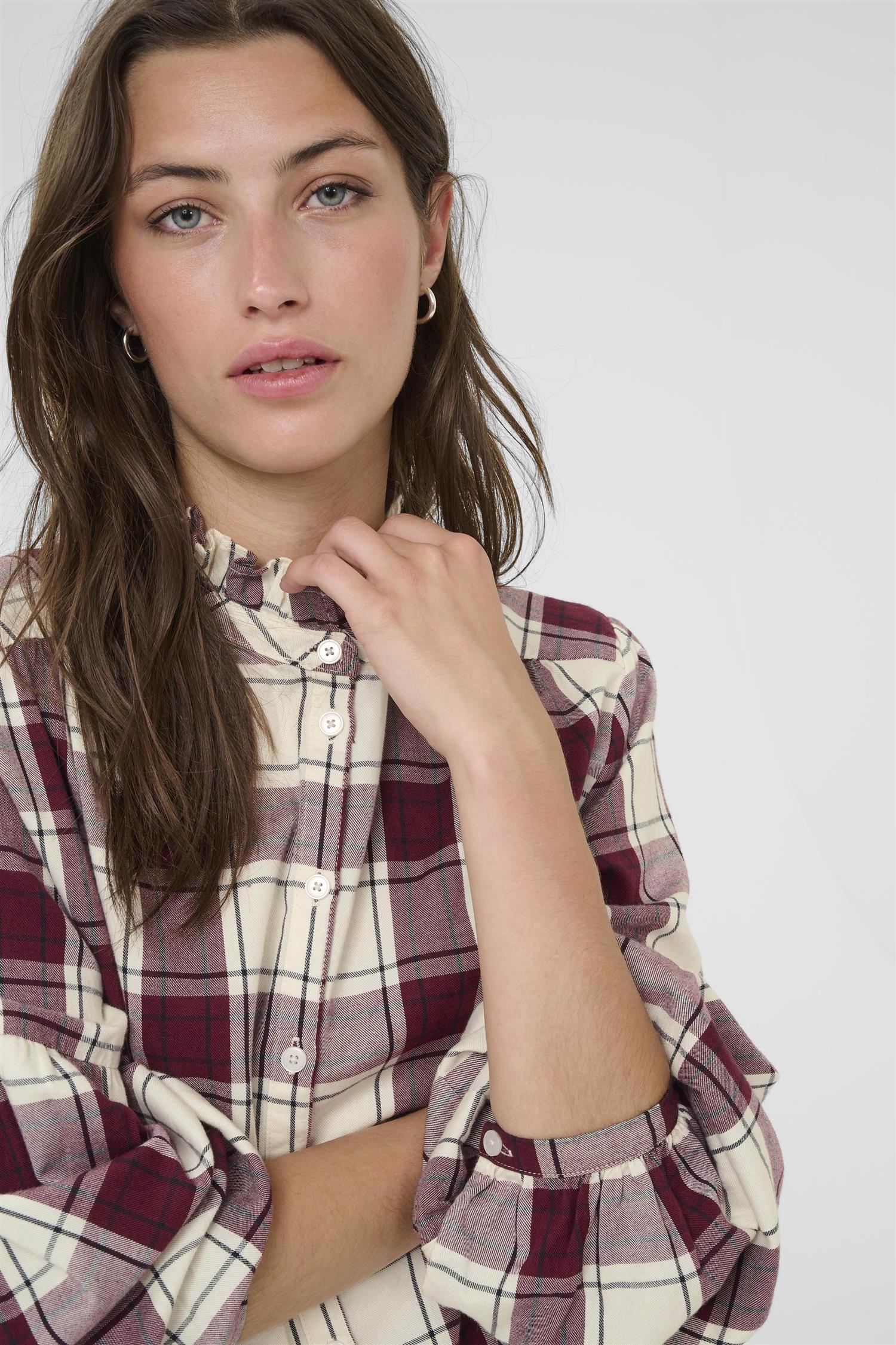 Samillapw Sh Burgunder