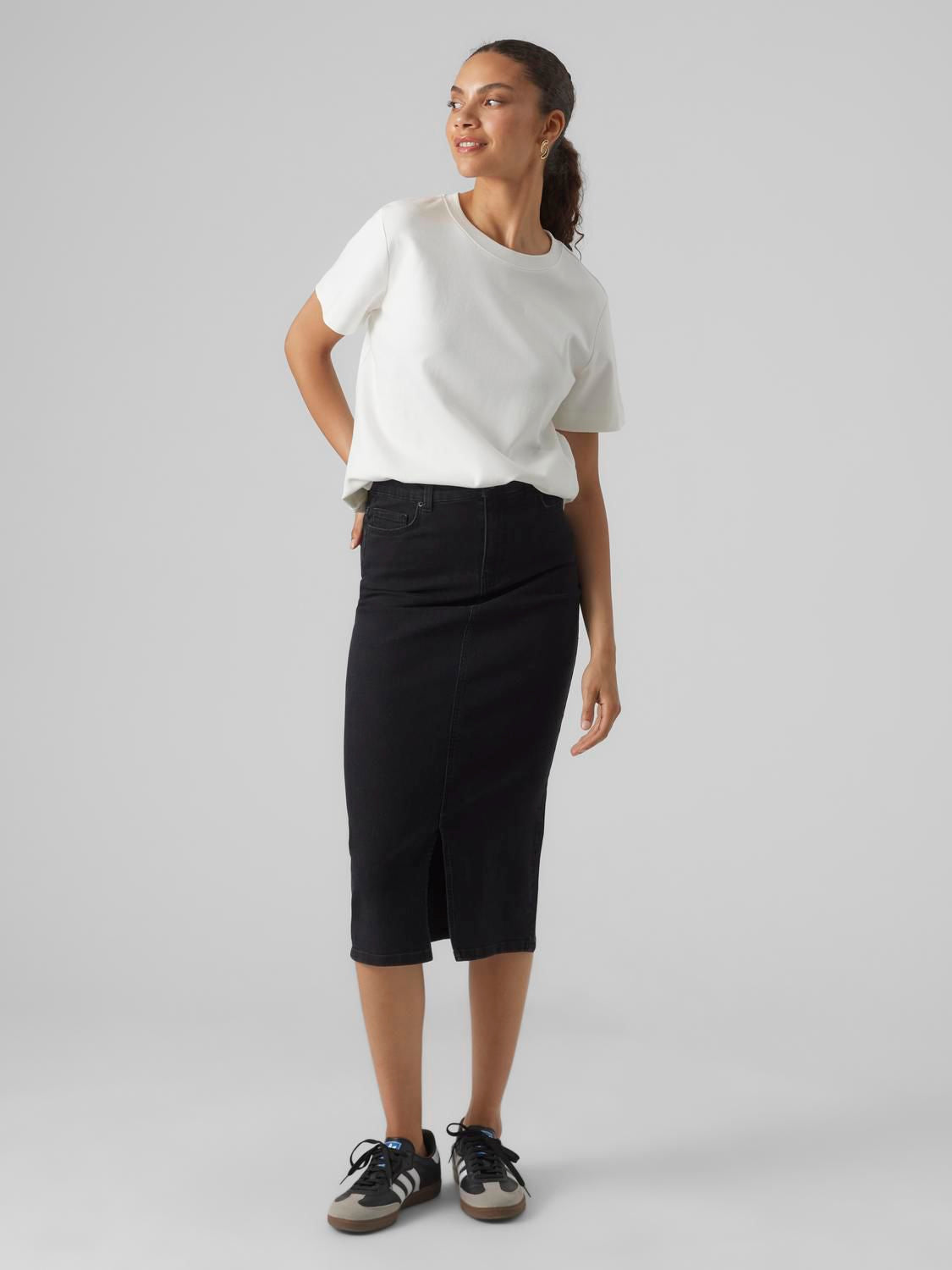 Awnaima Ss O-Neck T-Shirt Noos Hvit