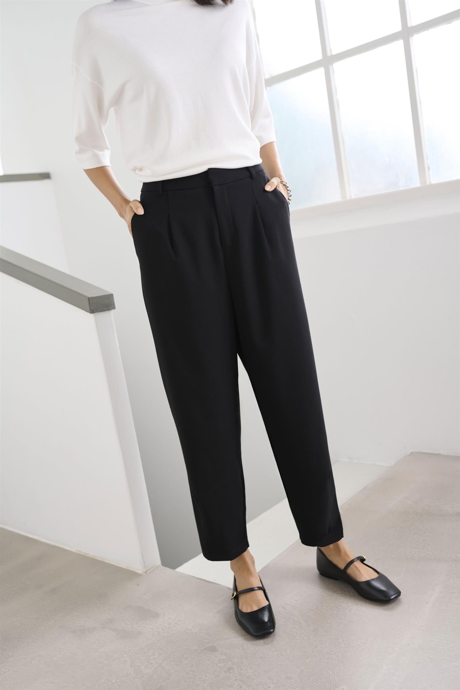 Kamerle Pants Cropped Sort