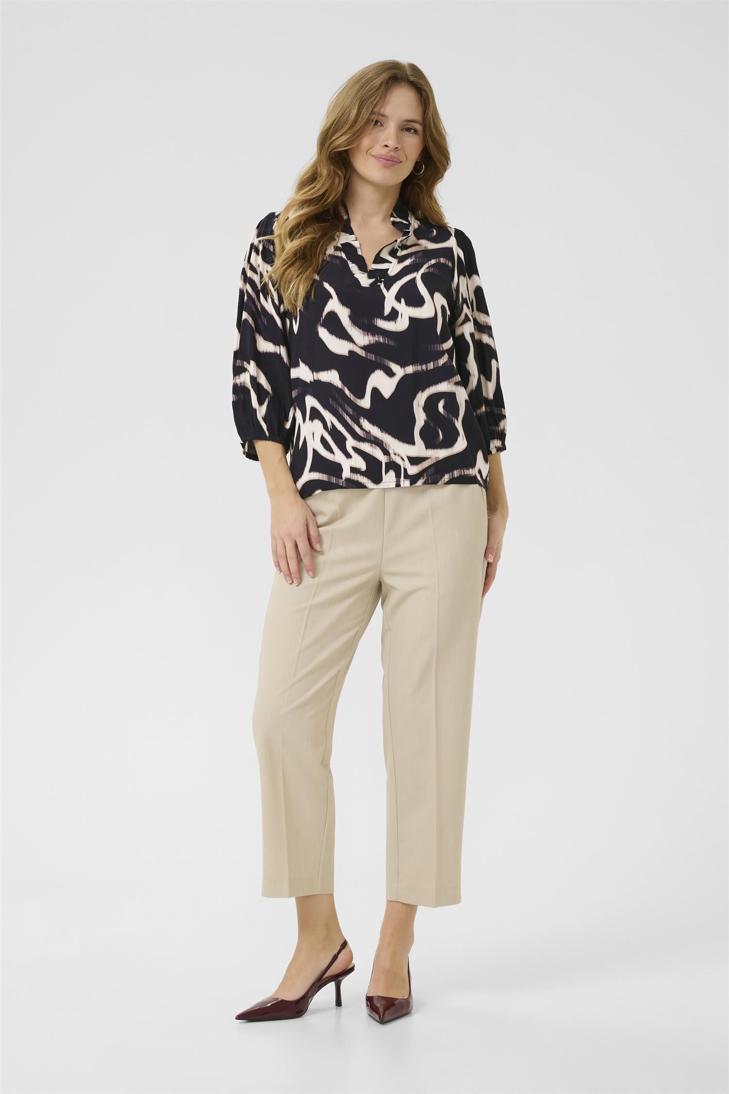 Kamartha Frill Blouse Black/Nature Organic Lines