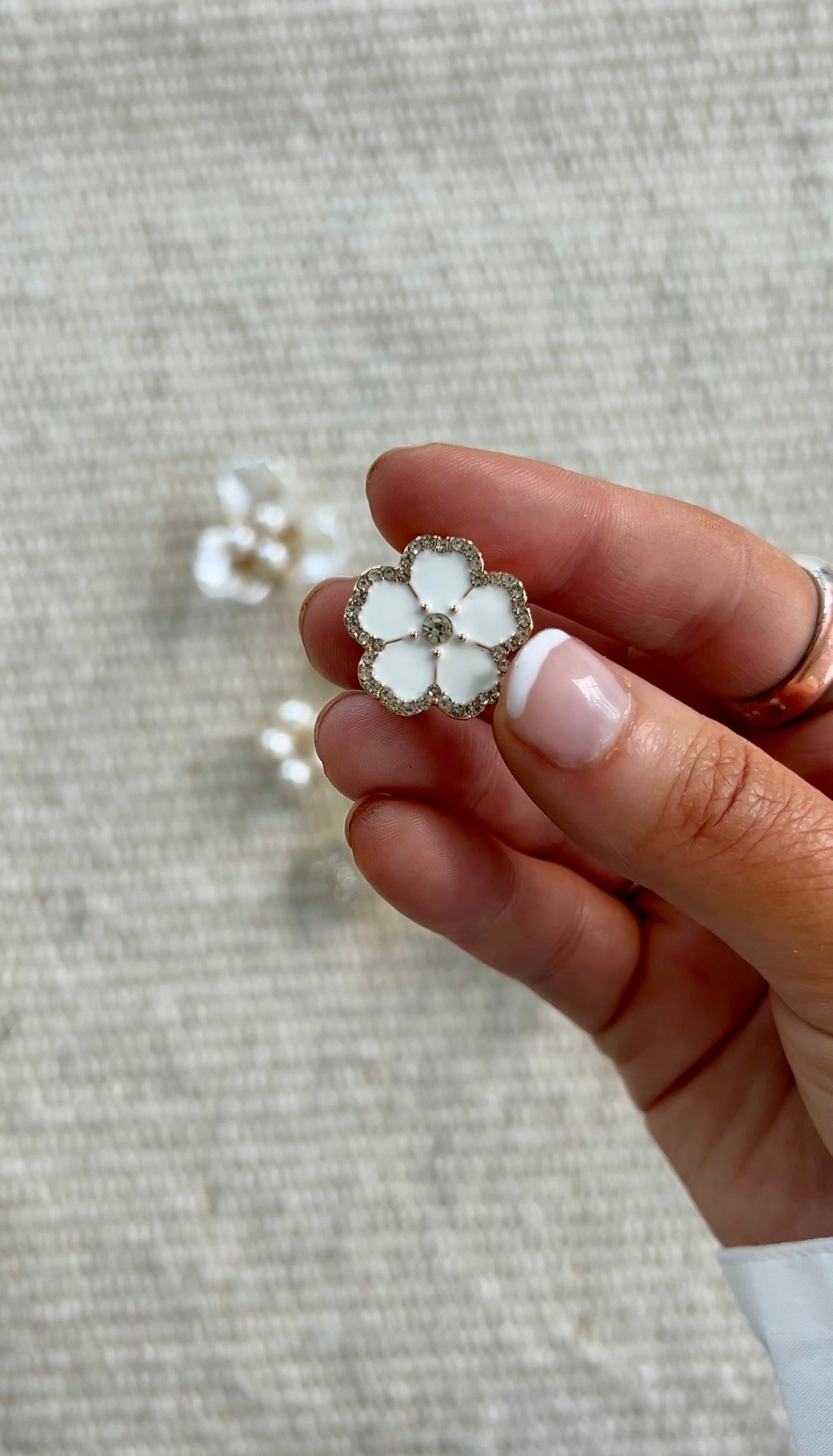 VMPENNY BUTTON COVERS 2-PACK Gull