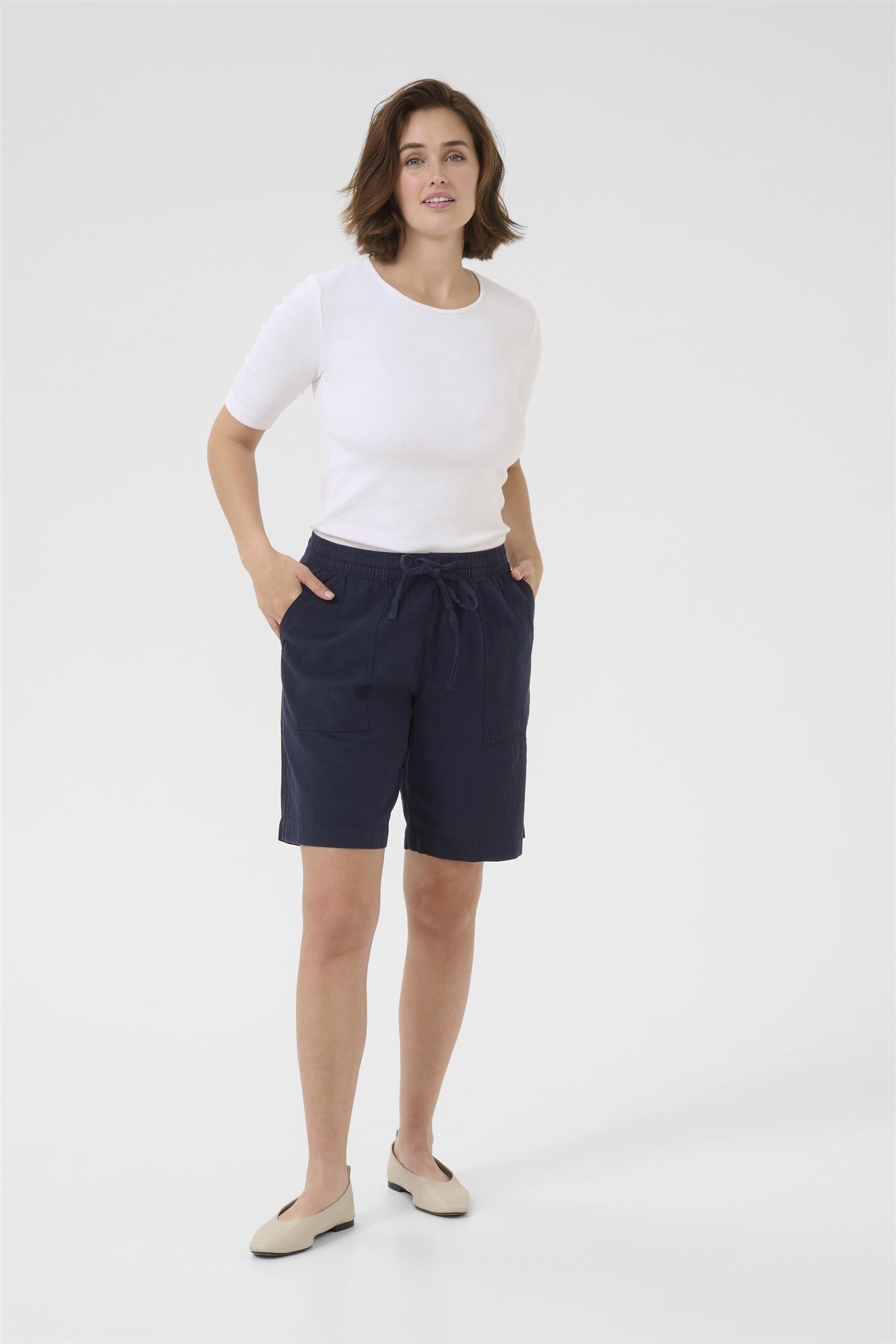 KAnaya Liah Shorts Midnight Marine