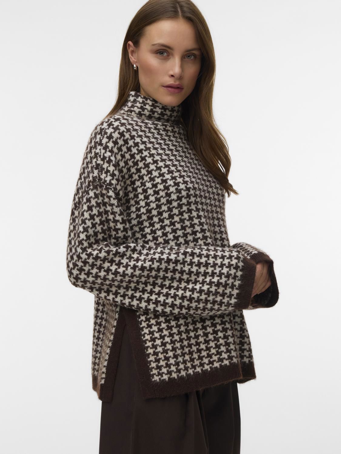 Vmcomo Ls Funnelneck Pullover Prm Brun
