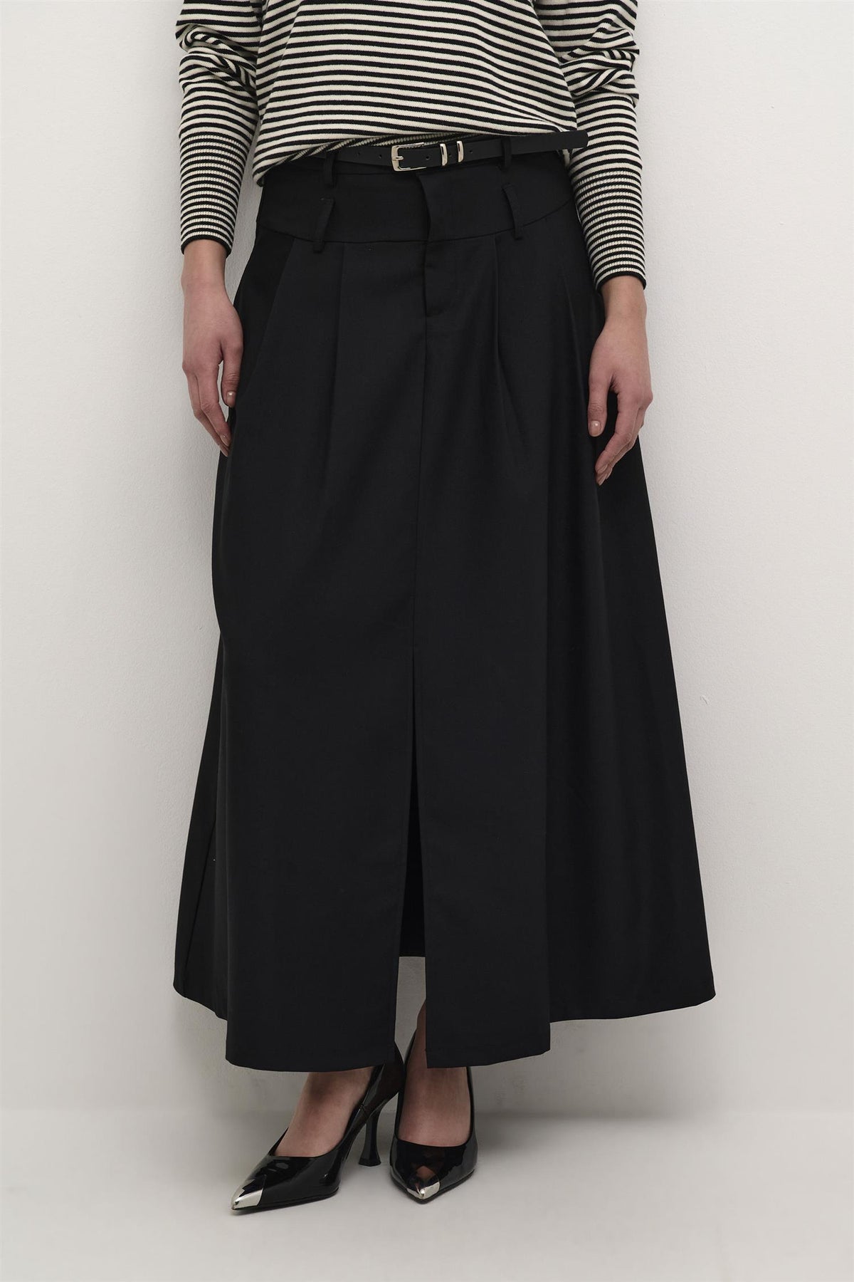 Kalissi Skirt Sort