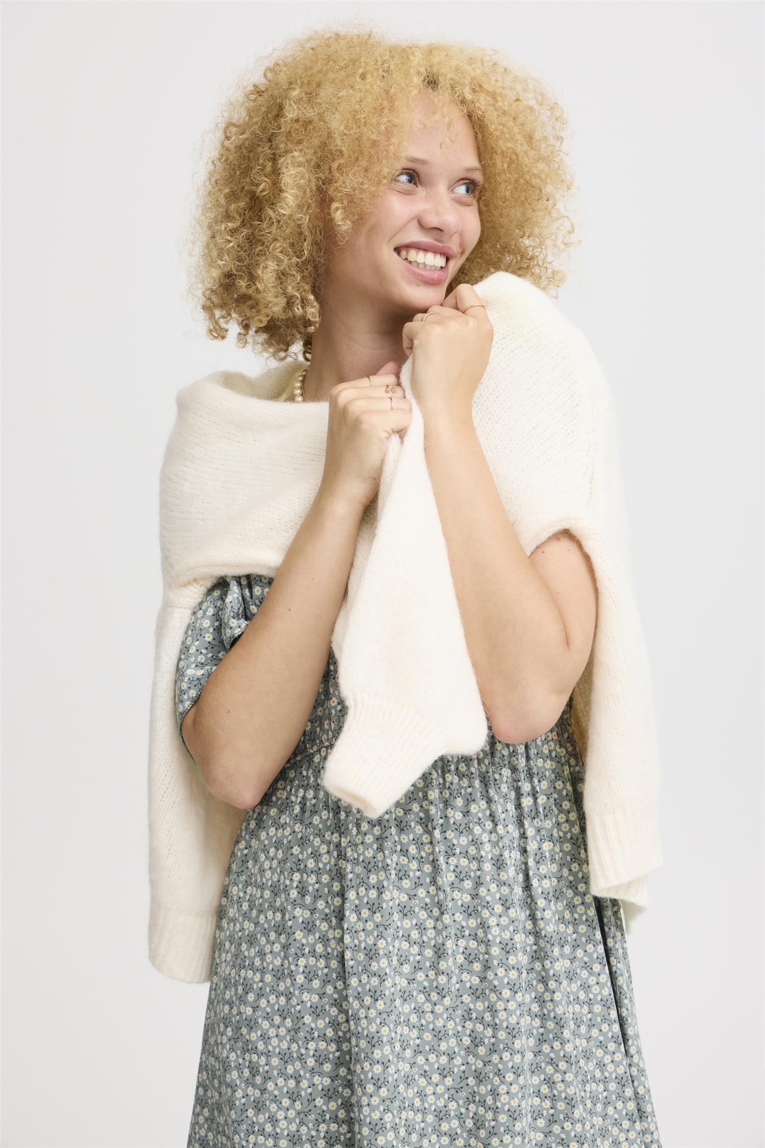 SBGULVIG KNIT CARDIGAN Hvit