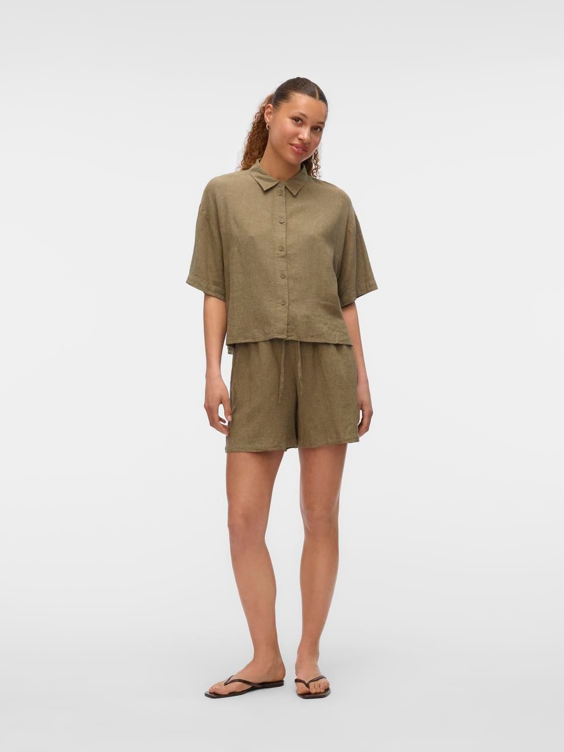 Vmlinn 2/4 Short Shirt Wvn Noos Grønn