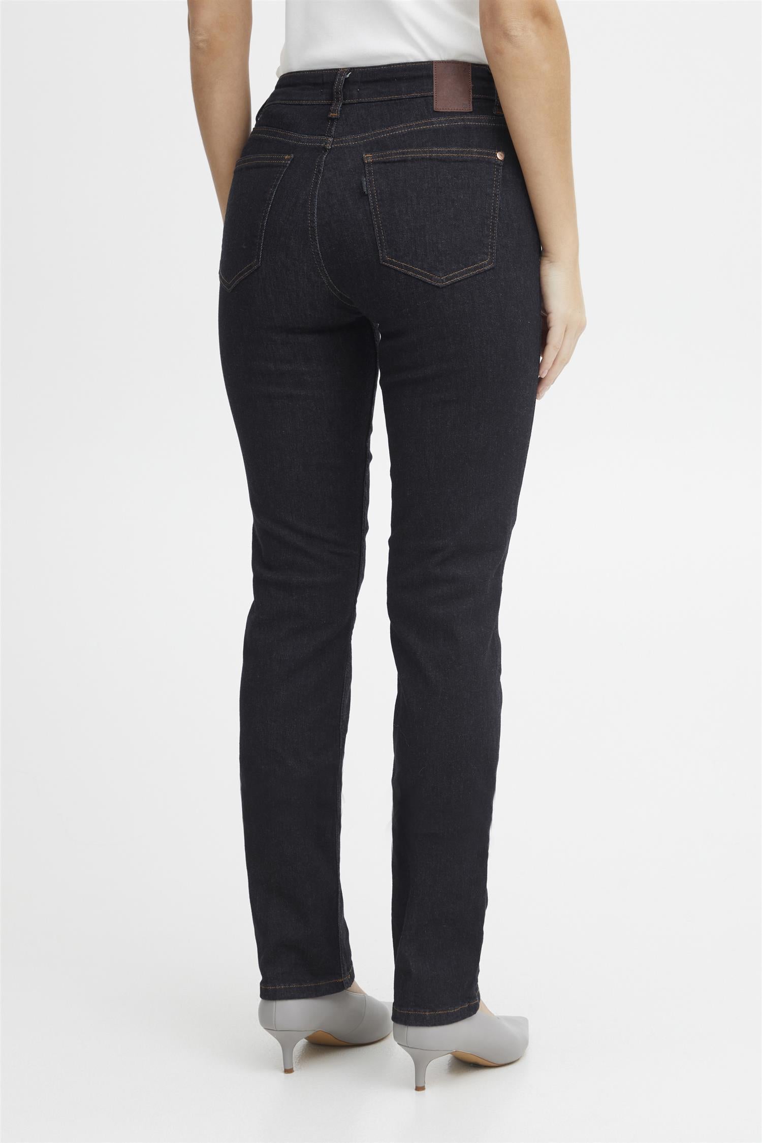 Pzemma Hw Jeans Medium Straight Leg Blå