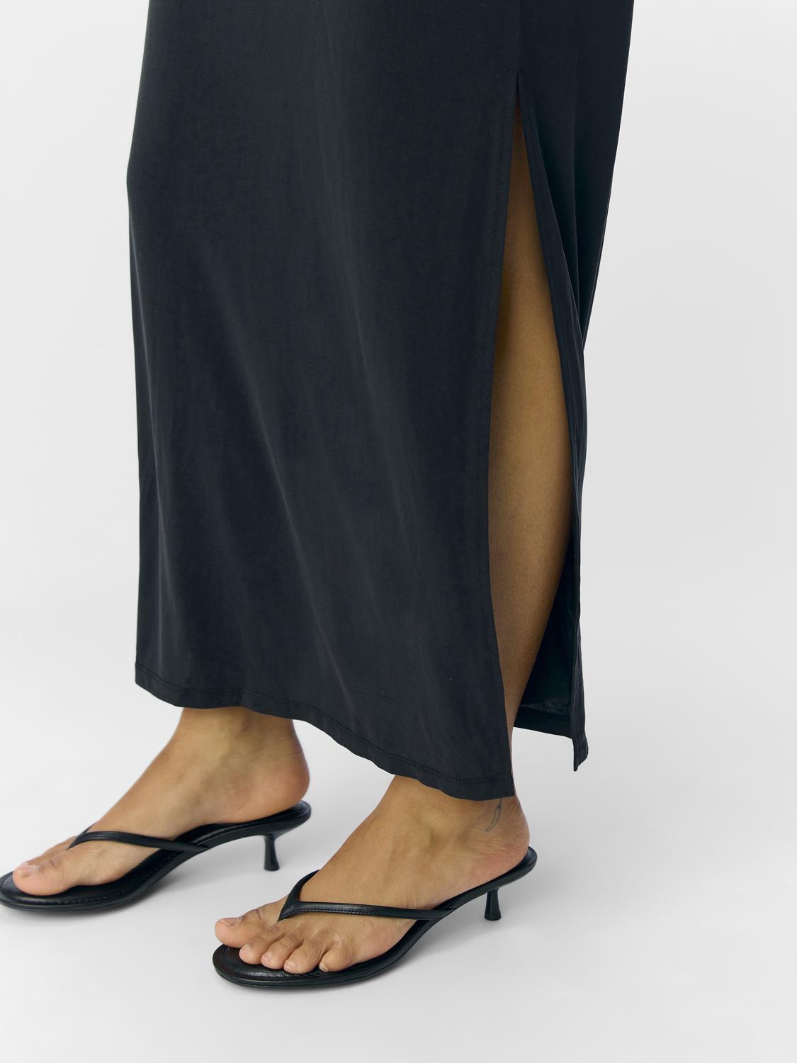 OBJANNIE S/S LO ANKLE DRESS DIV Sort