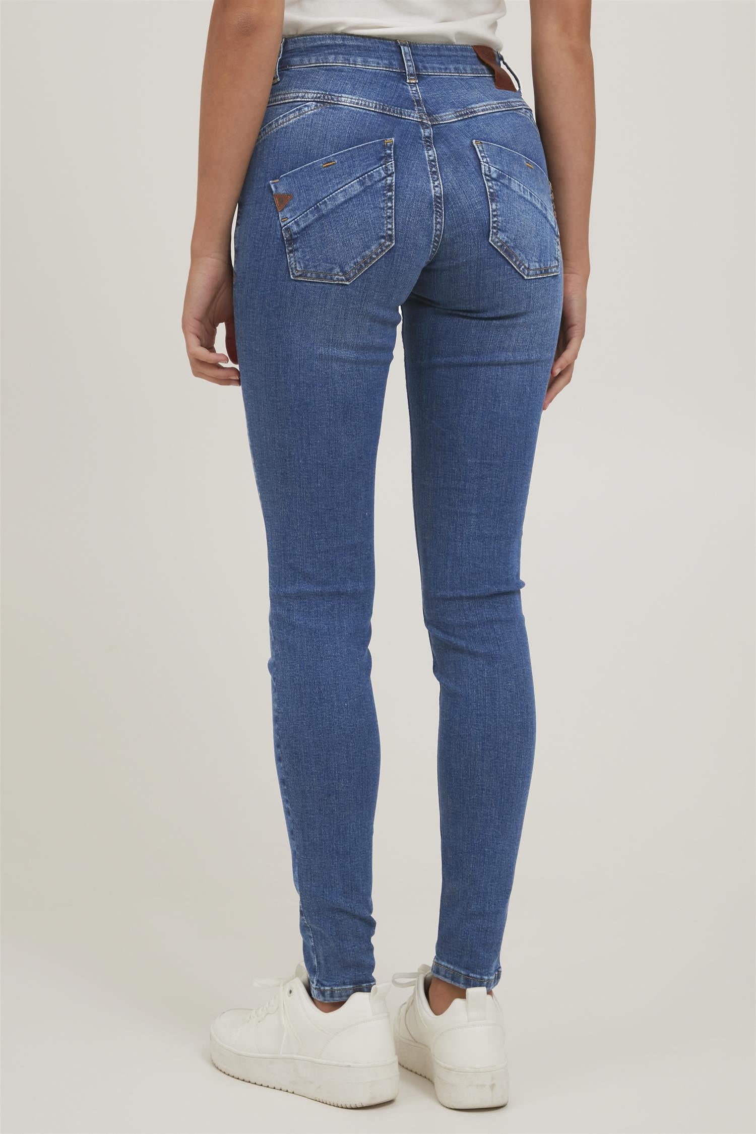 Pzcarmen Hw Jeans Skinny Leg Medium Blue Denim