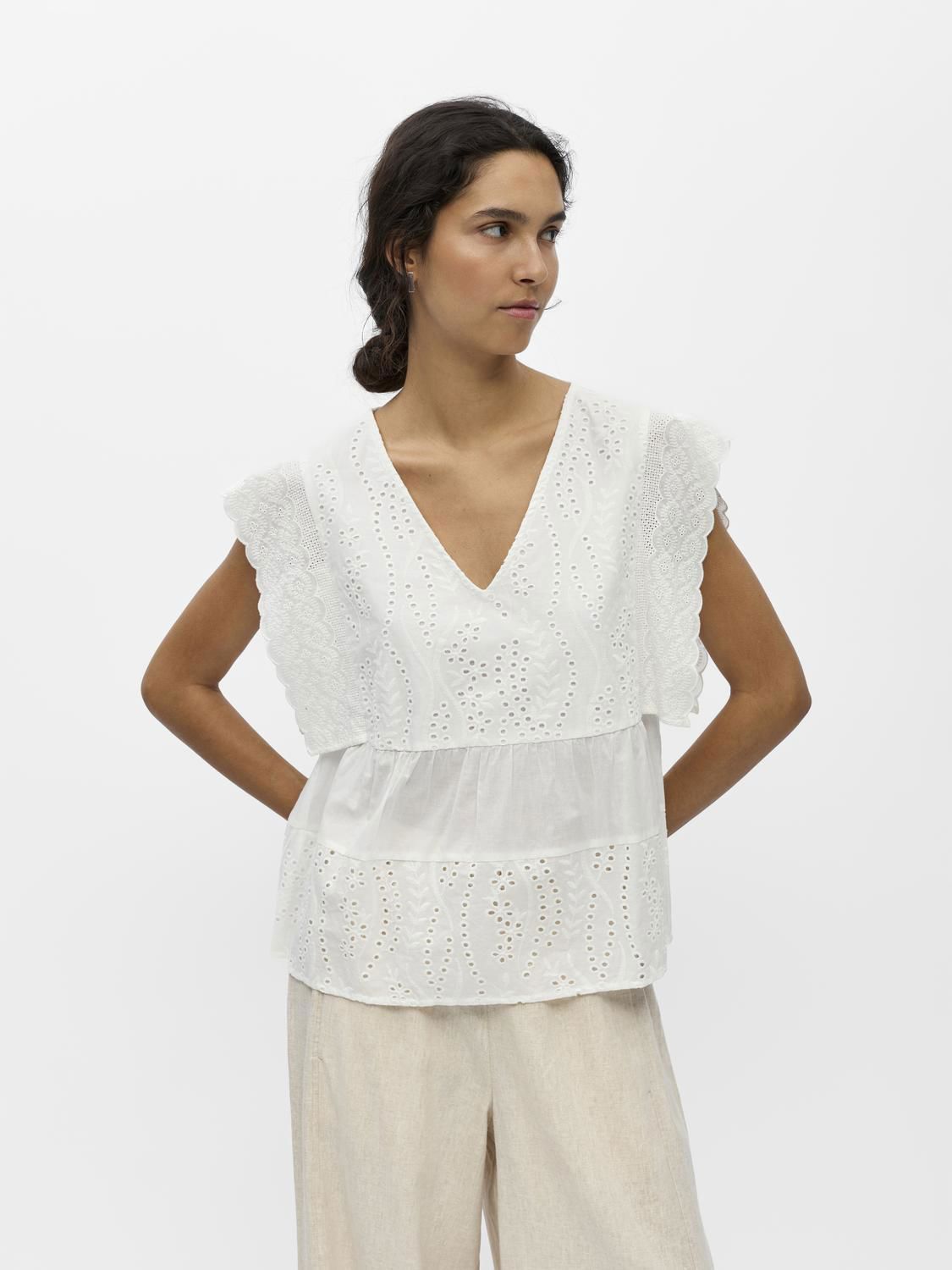 Objjovanna S/l Lo V-Neck Top 145 Hvit