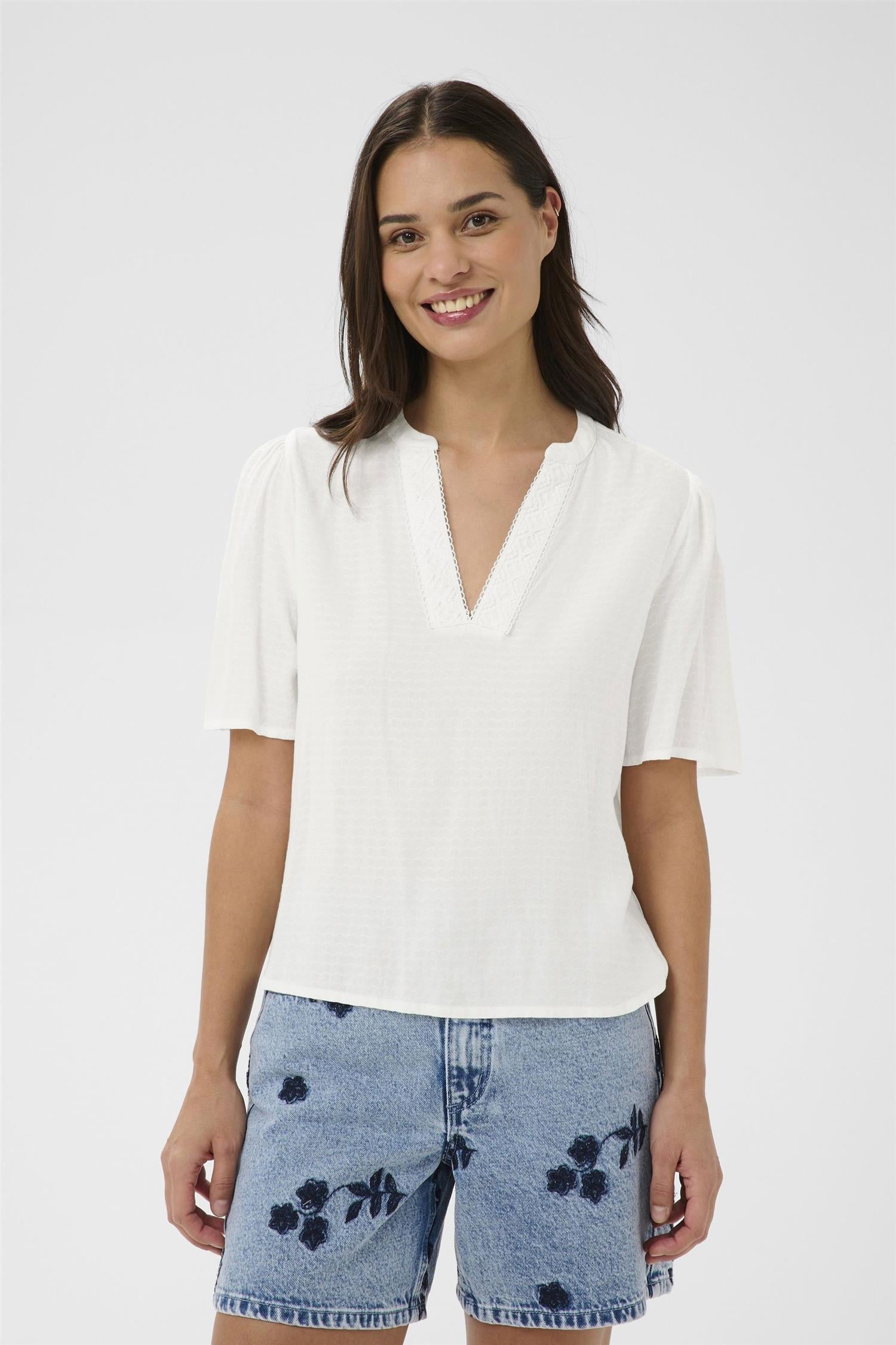 Kagina Lace Blouse Beige