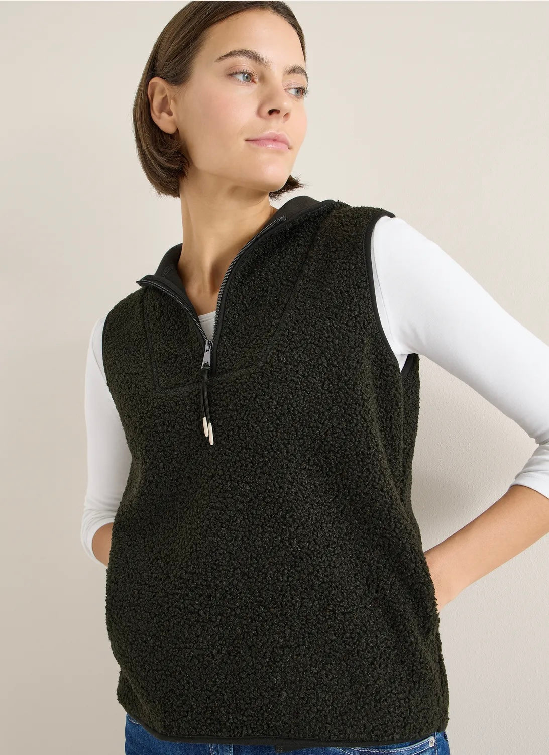 TOS Teddy troyer vest w.hood Khaki