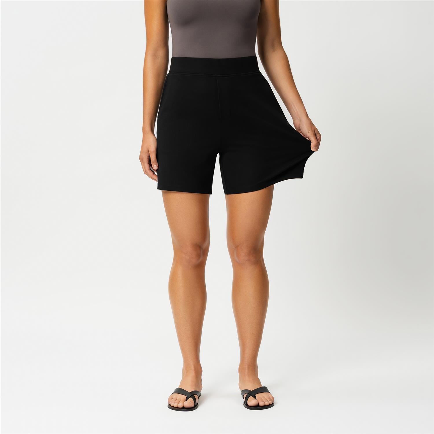 Light Ponte Shorts Svart