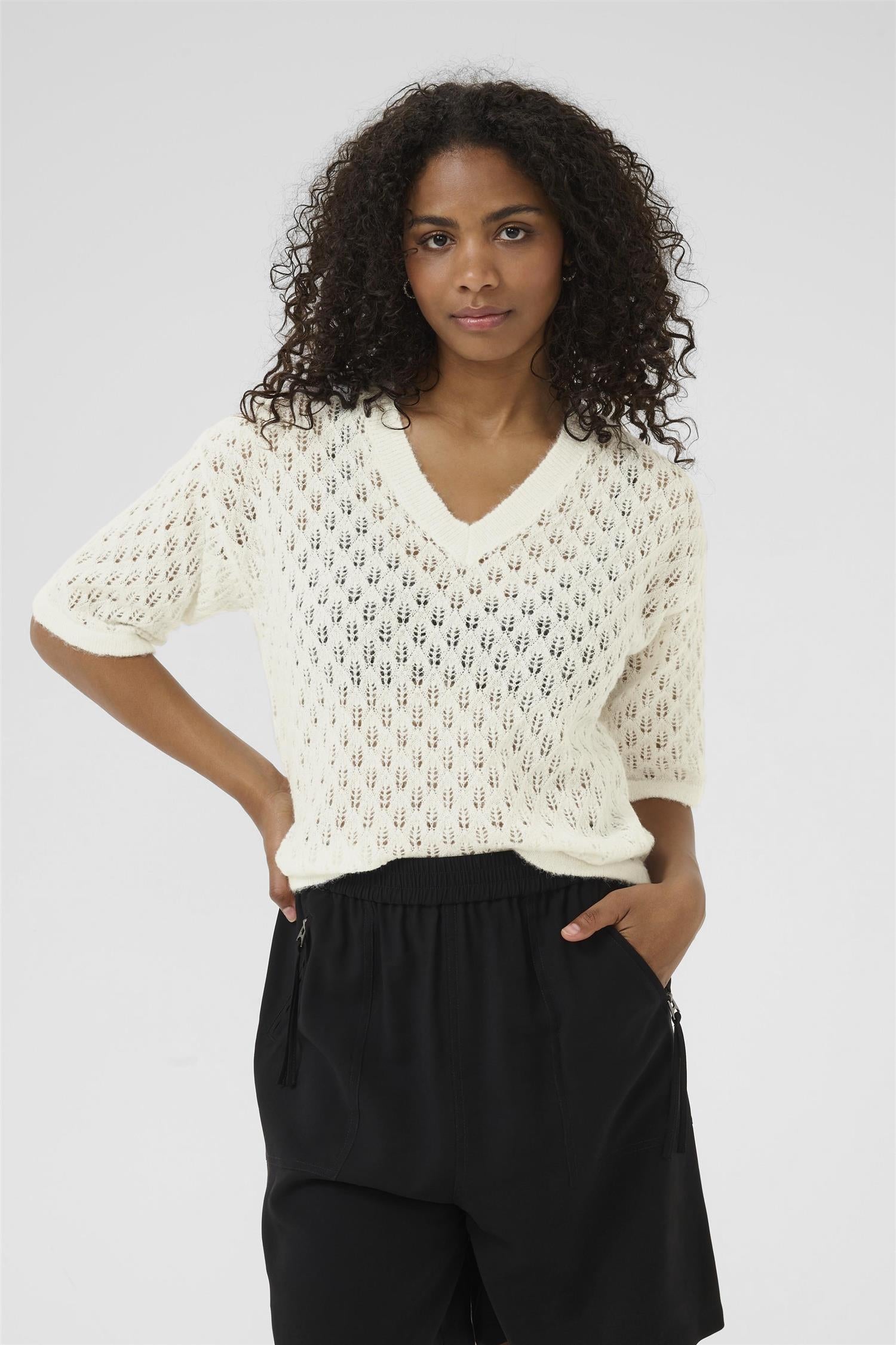 Kalourine V-Neck Pullover Chalk