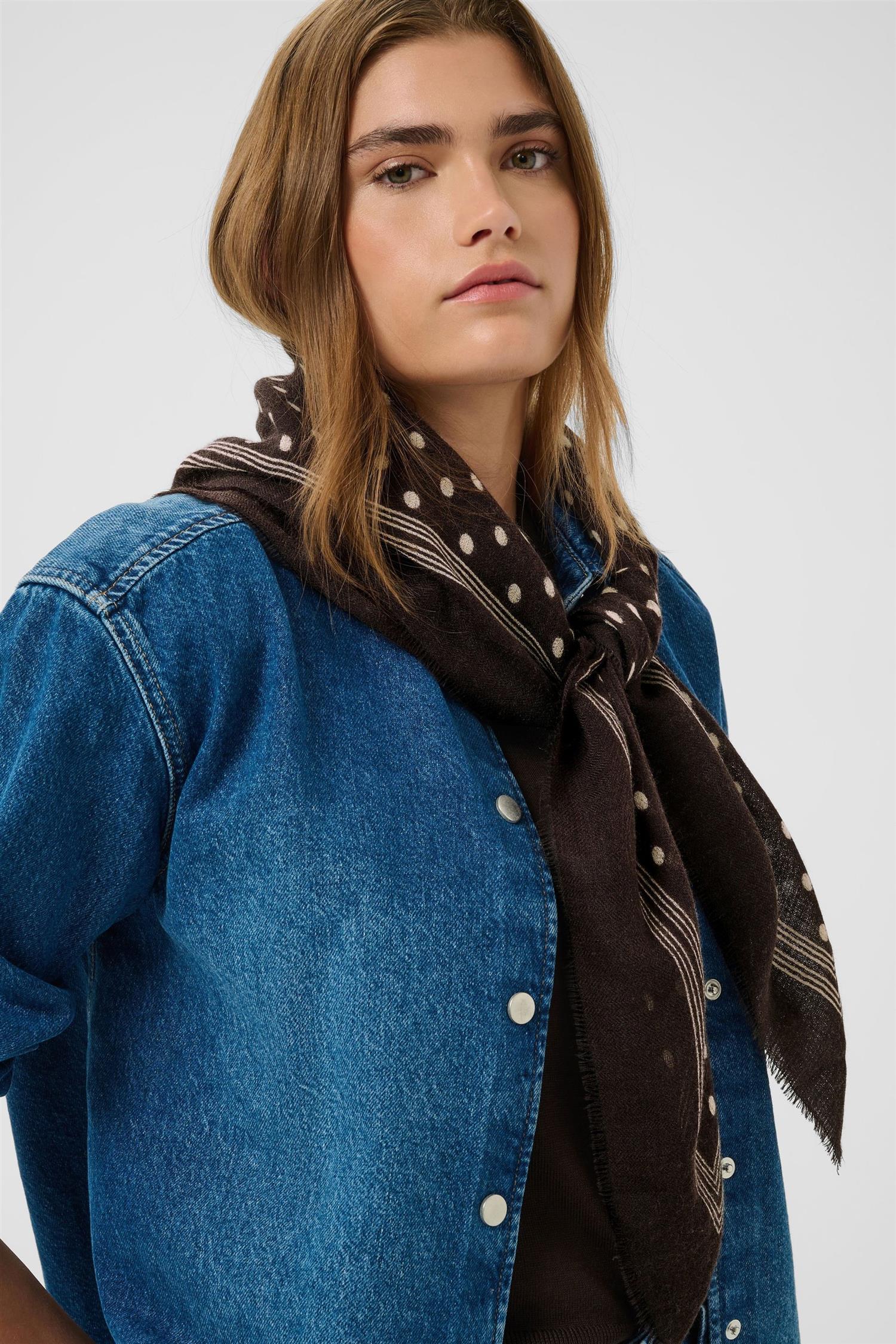 Celestapw Scarf Brun