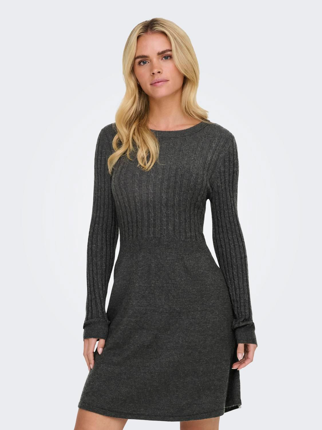 Onlfia Ls Cable Dress Knt Noos Grå