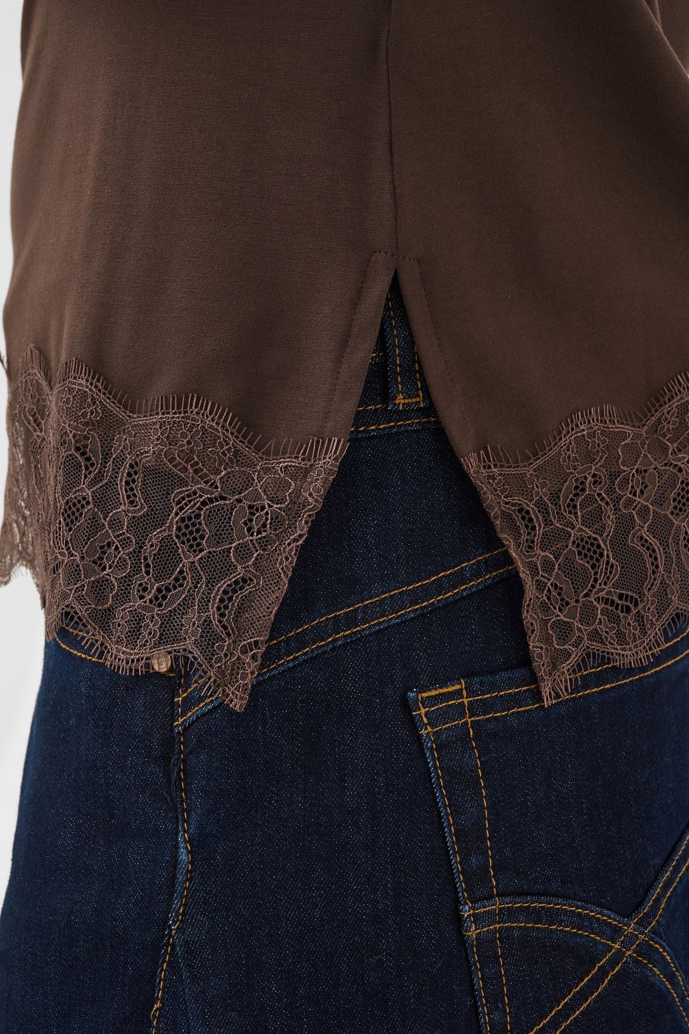 Cralvaia Jersey Lace Top Brun