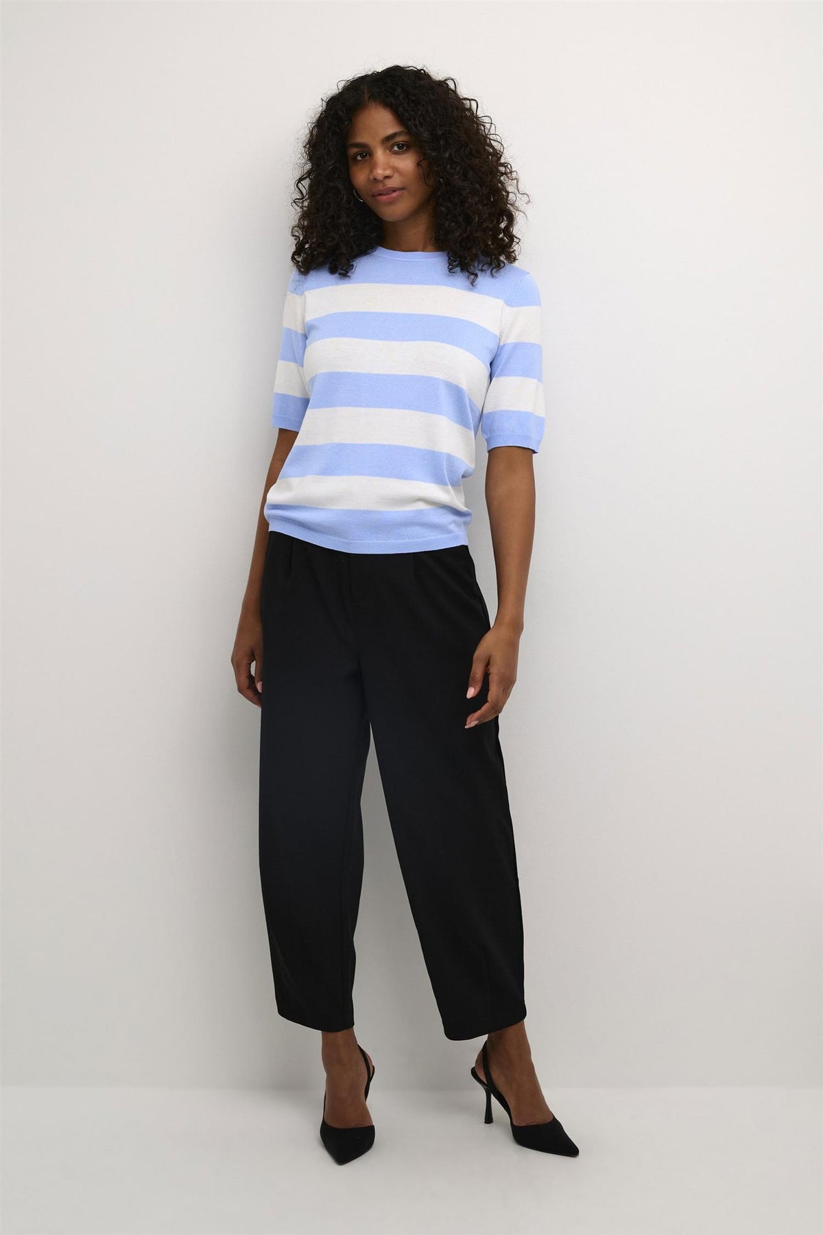 Kamerle Pants Cropped Sort