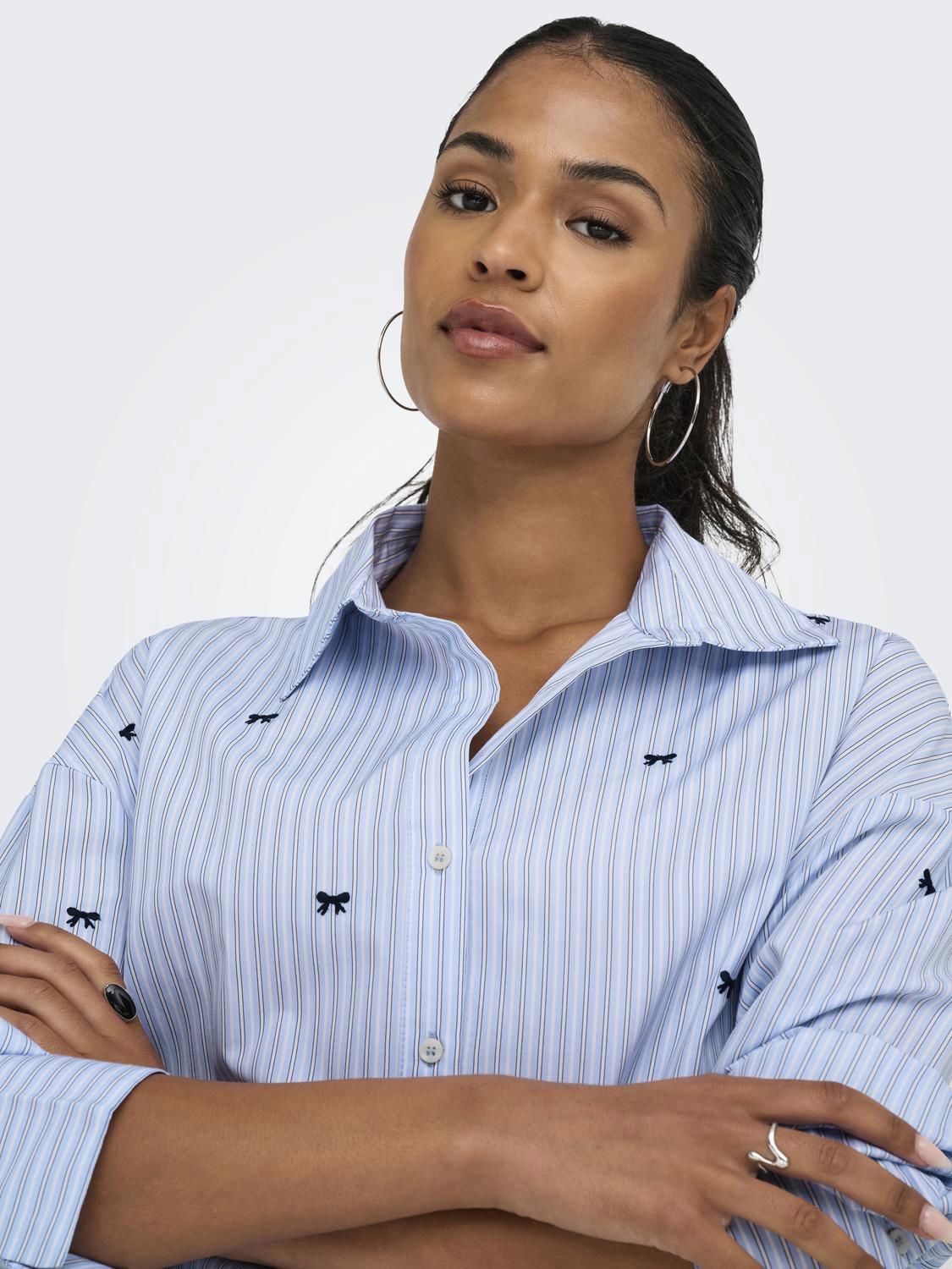 Onloregon Zeidi Ls Bow Shirt Noos Wvn Blå