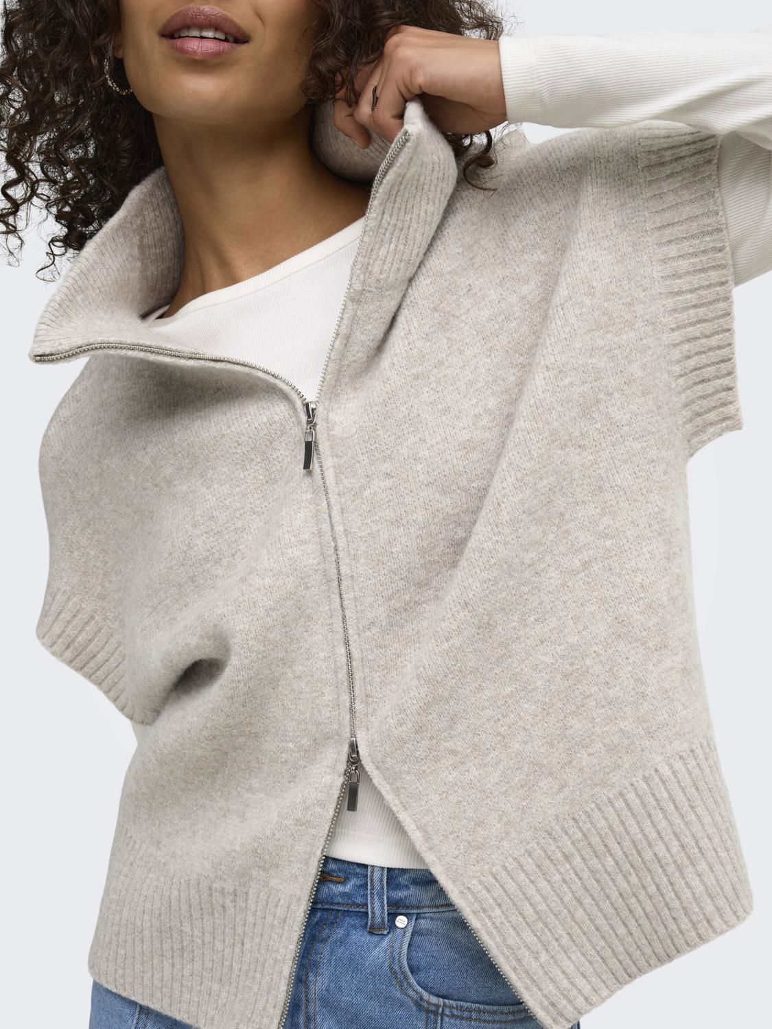 Jdylea S/l Hn 2way Zip Vest Knt Noos Beige