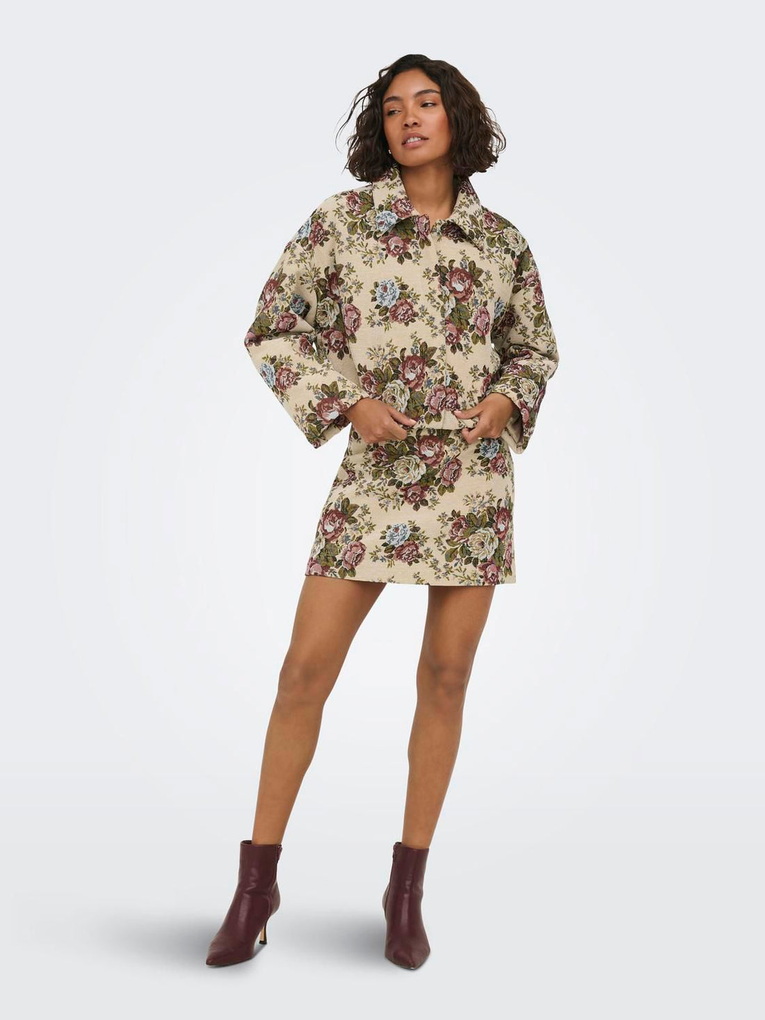 Jdyflola L/s Jacquard Jacket Wvn Hvit