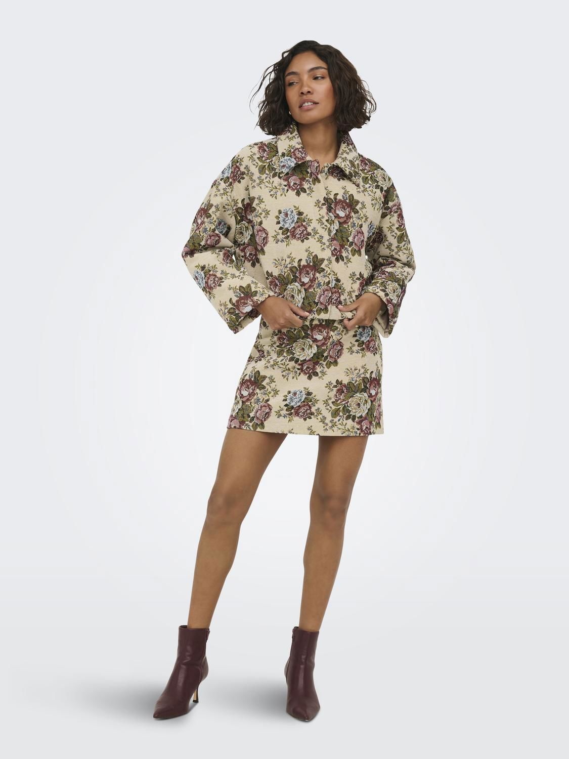 Jdyflola L/s Jacquard Jacket Wvn Hvit