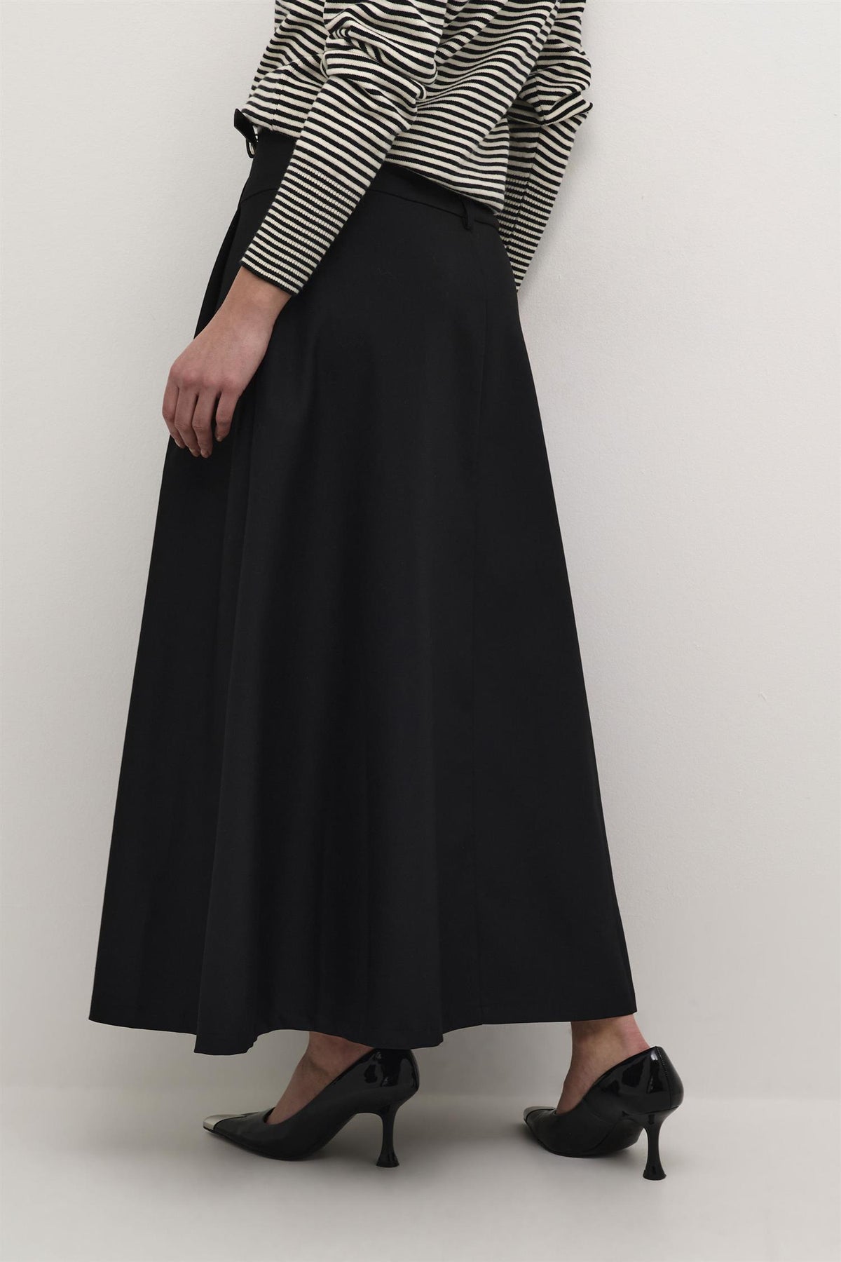 Kalissi Skirt Sort