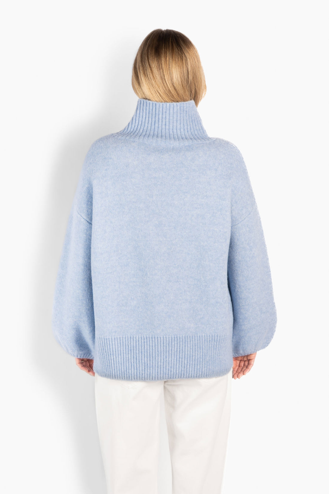 Fam Patch Short Sweater Blå