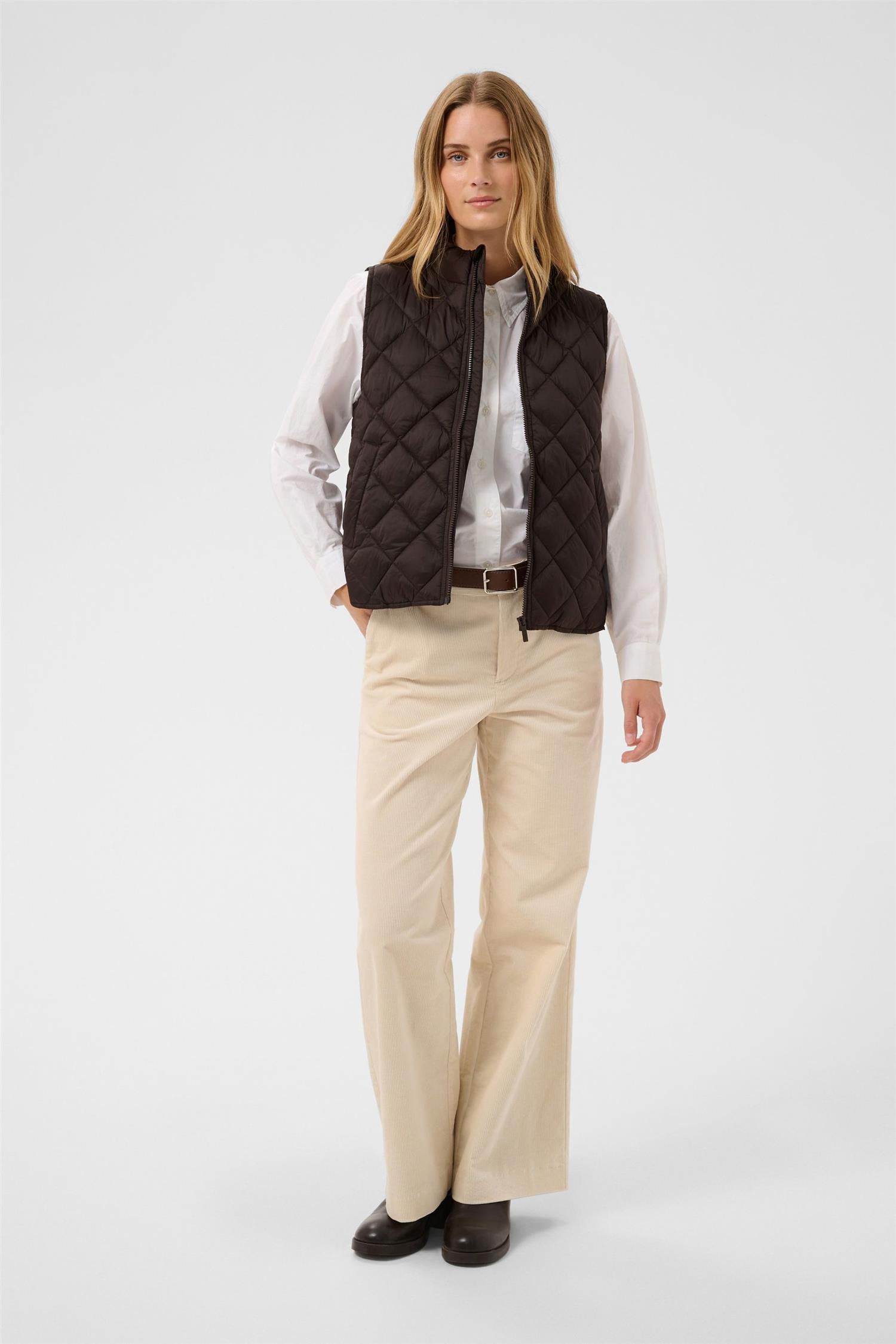 Carlotapw Outerwear Brun