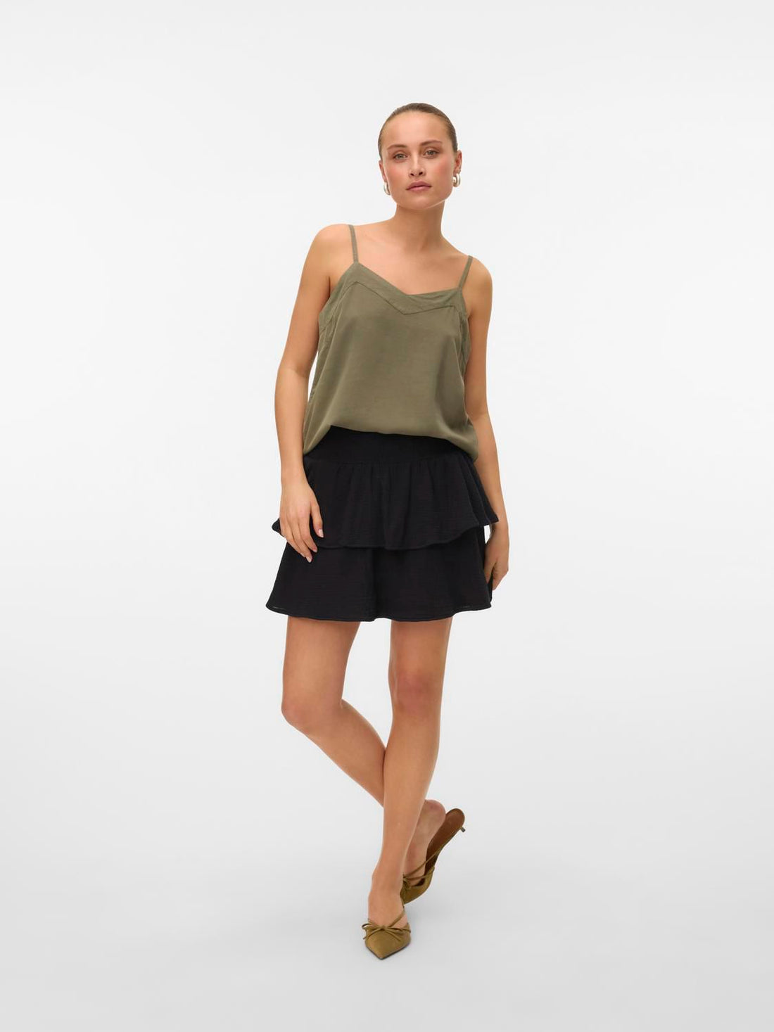 Vmnatali Hw Smock Short Skirt Wvn Noos Sort
