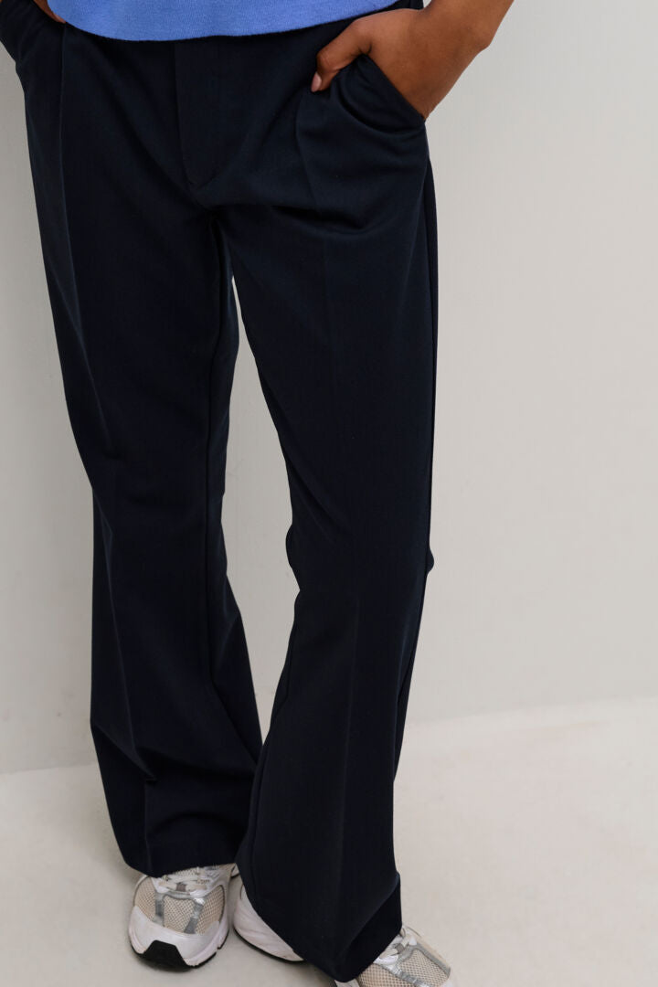 KAsakura flared Pants Marine