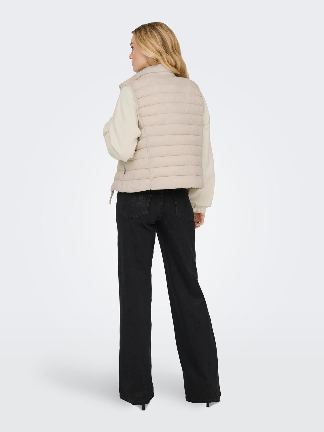 Onltahia Lw Quilted Waistcoat Otw Noos Off-White