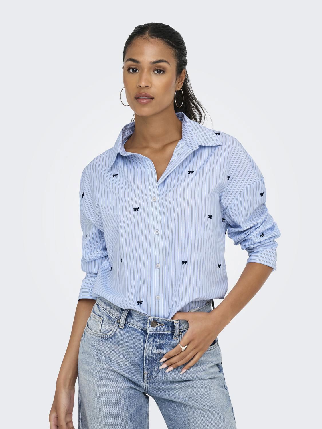 Onloregon Zeidi Ls Bow Shirt Noos Wvn Blå