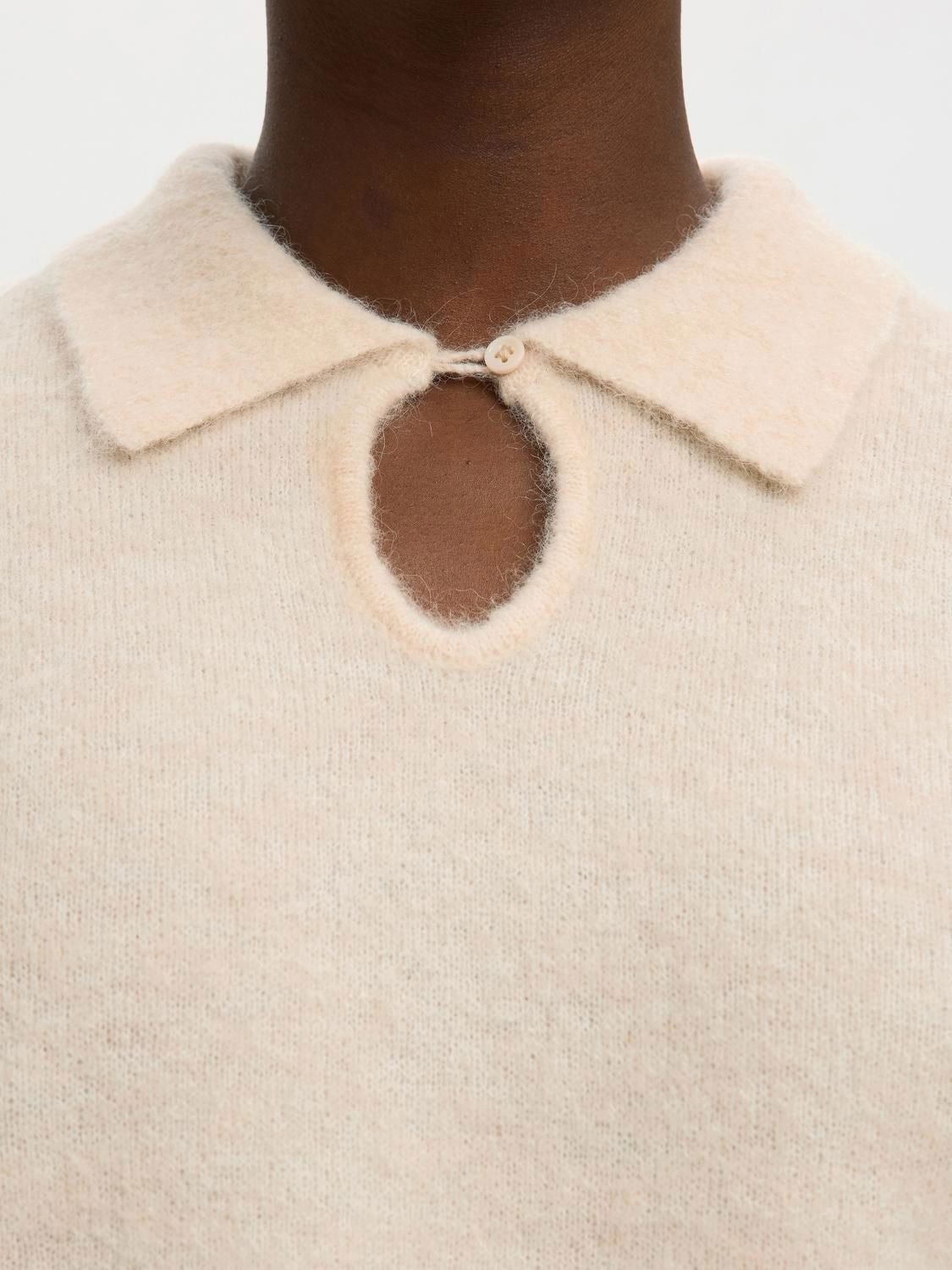 Slfsia Ras 2/4 Knit Key Hole Collar Neck Beige