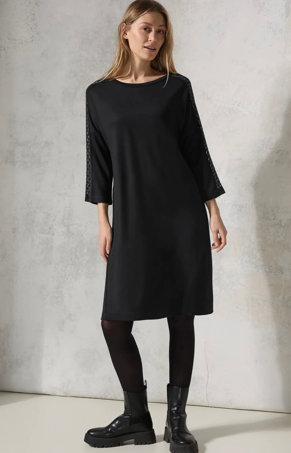 Mesh dress Svart