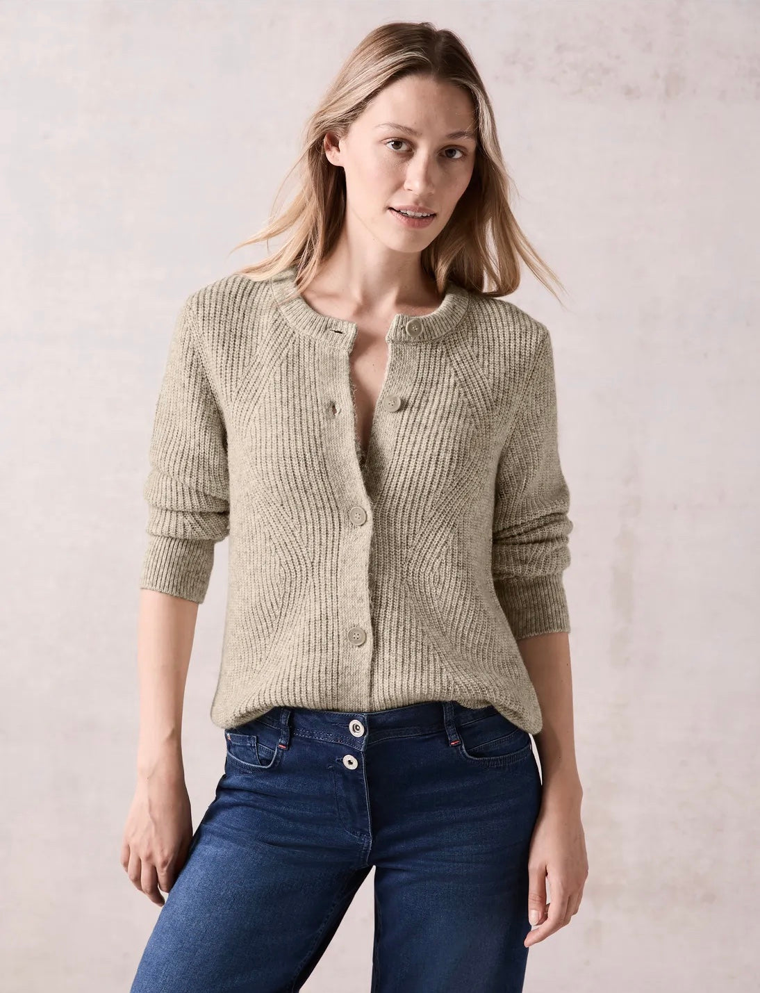 CHUNKY ROUNDNECK CARDIGAN Beige