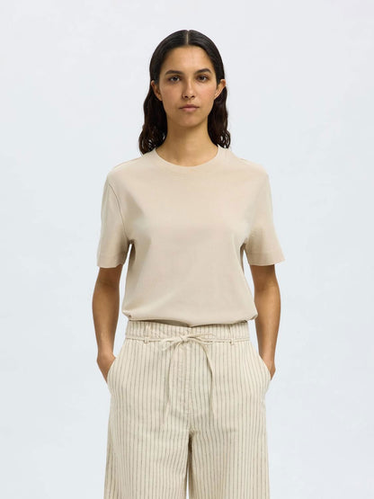 Slwessential Ss Boxy Tee Noos Beige