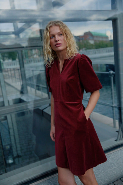 Daivapw Dress Rød