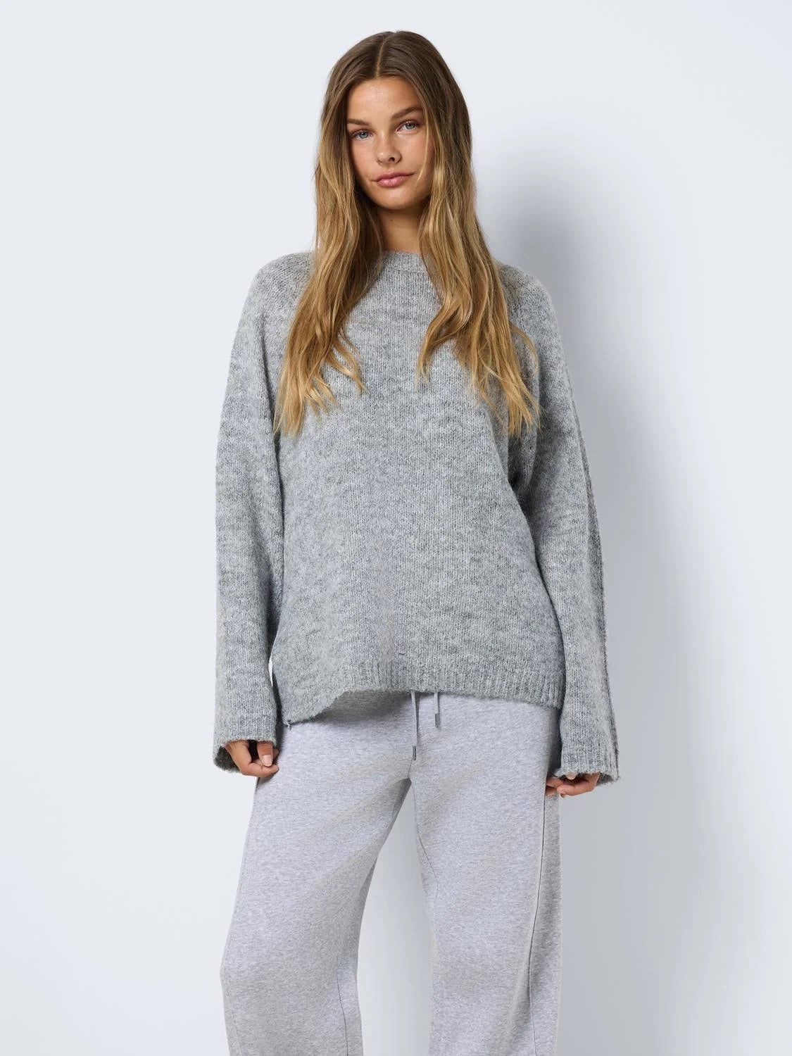 NMSUTTON L/S O-NECK TUNIC KNIT Grå